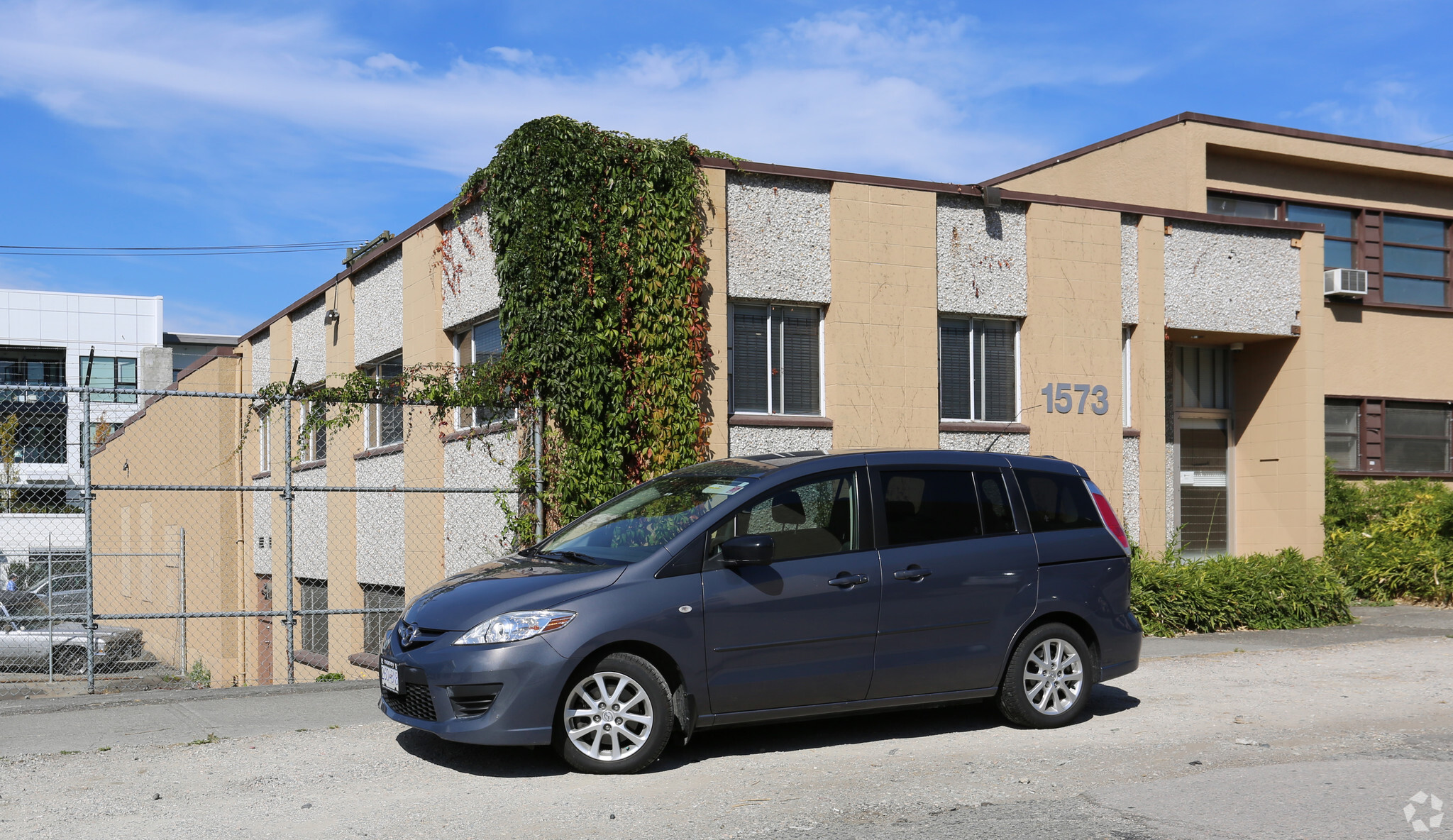 1573 E Pender St, Vancouver, BC for Rent