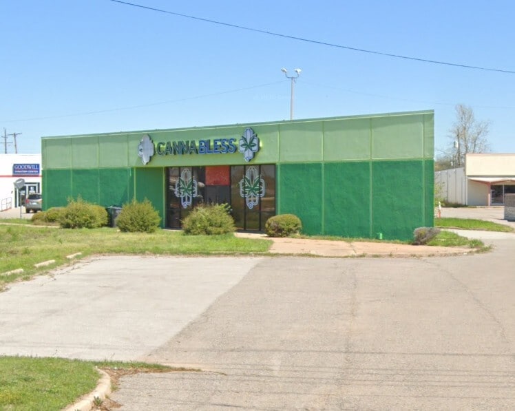 4437 NW Cache Rd, Lawton, OK for Rent
