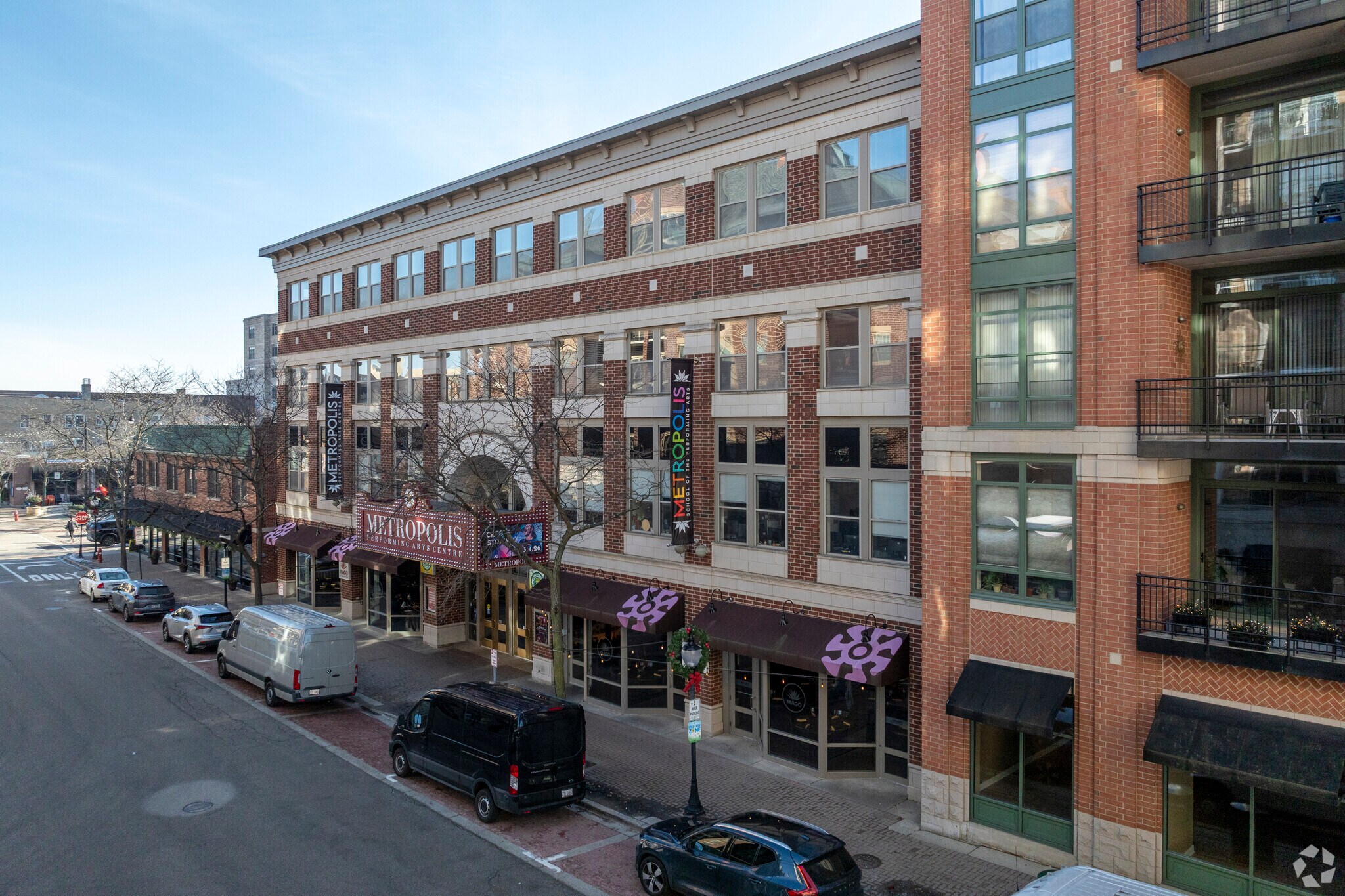 111 - 115 W Campbell St, Arlington Heights, IL for Rent