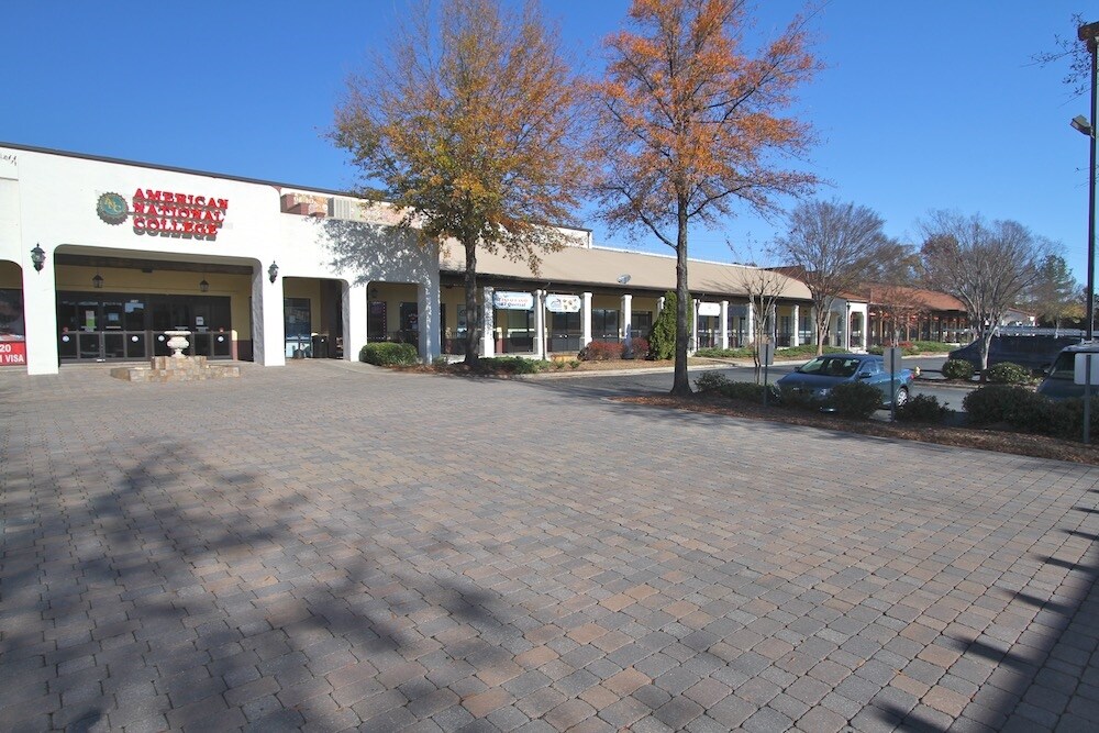 5522 New Peachtree Rd Chamblee, GA 30341 Retail Property for Sale on