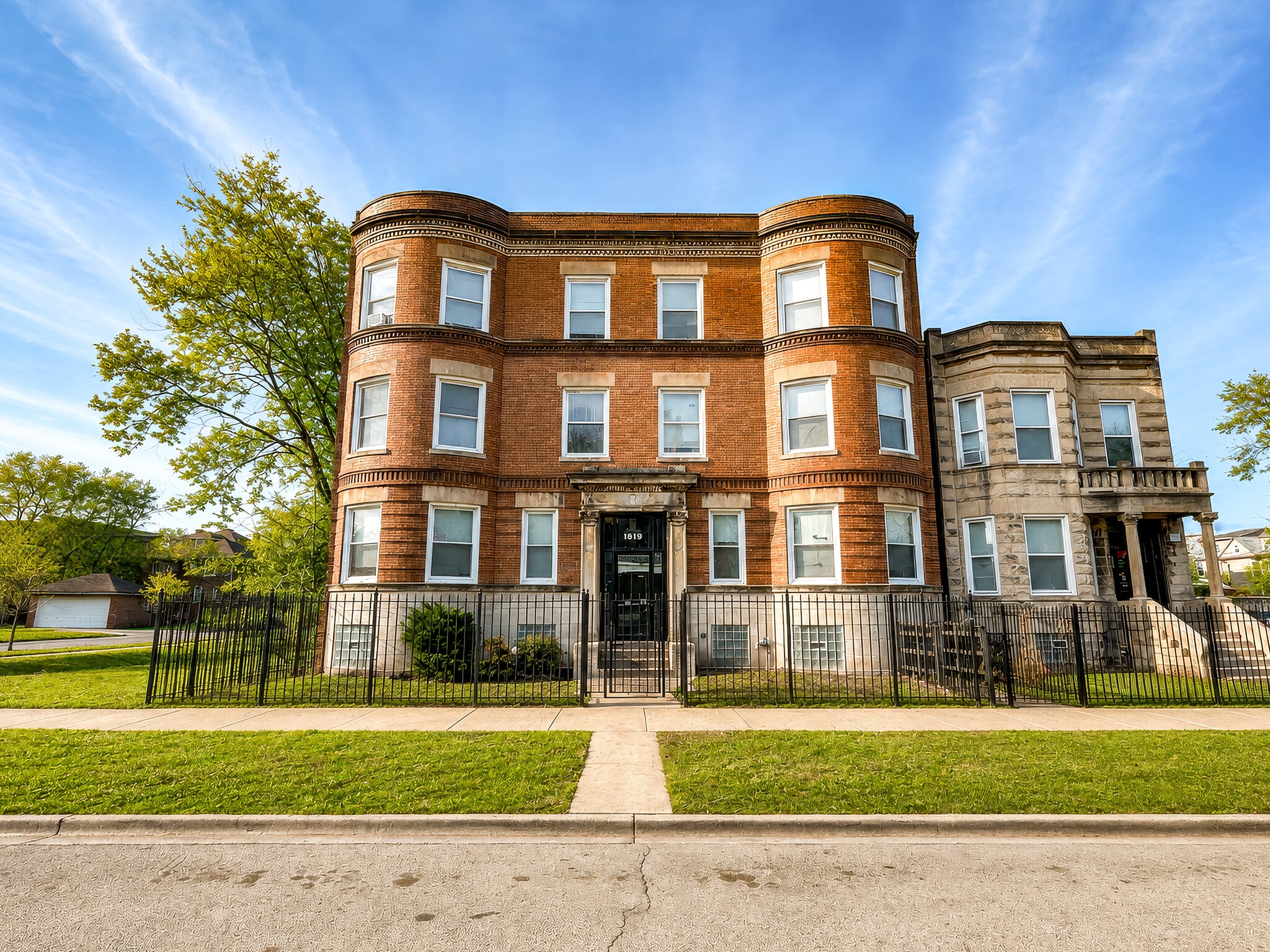 7250 S Yale, Chicago, IL for Sale