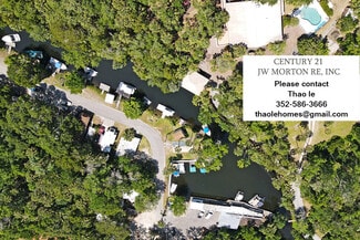 Homosassa, FL Bar - 10175 W Fishbowl Dr