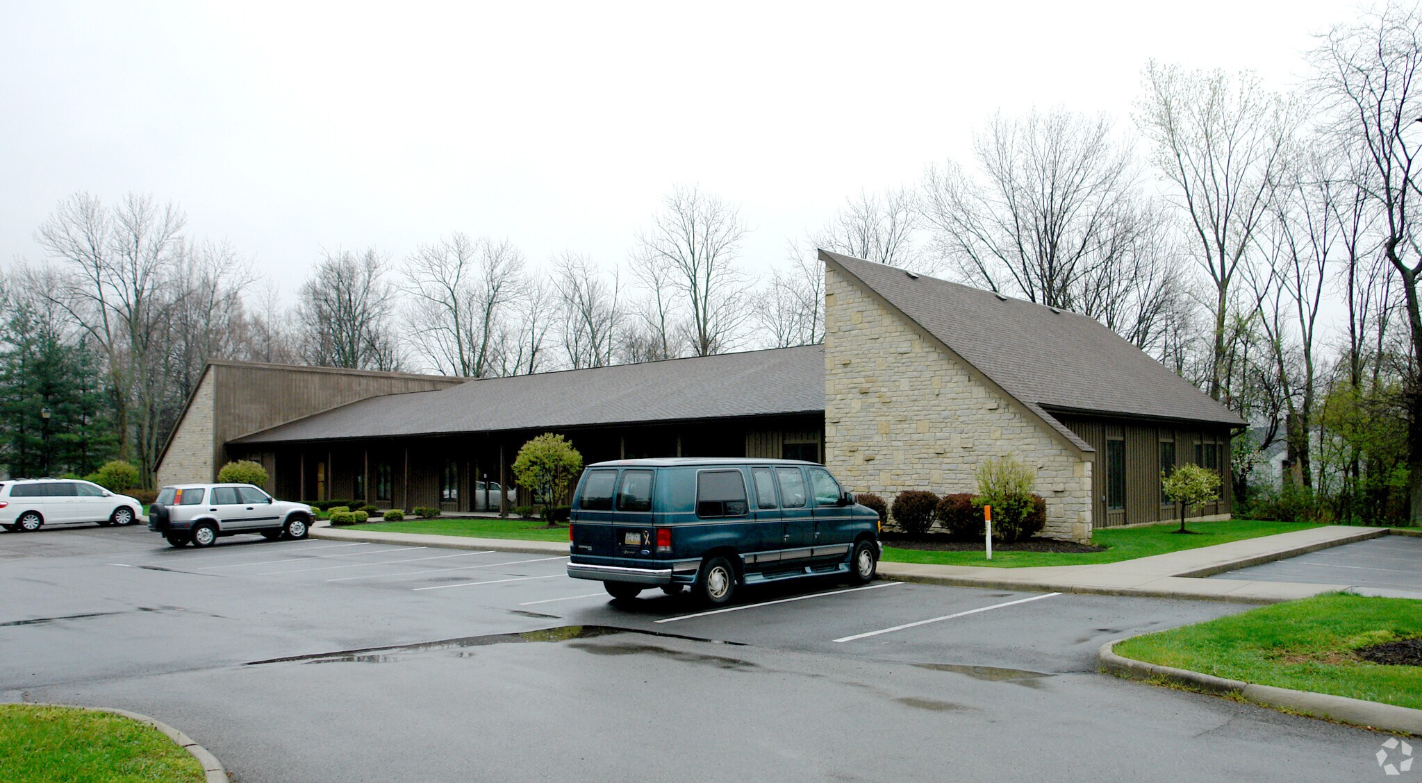 2641 Oakstone Dr, Columbus, OH for Rent