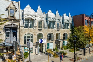 Montréal, QC Restaurant - 4271-4275 Rue Saint-Denis