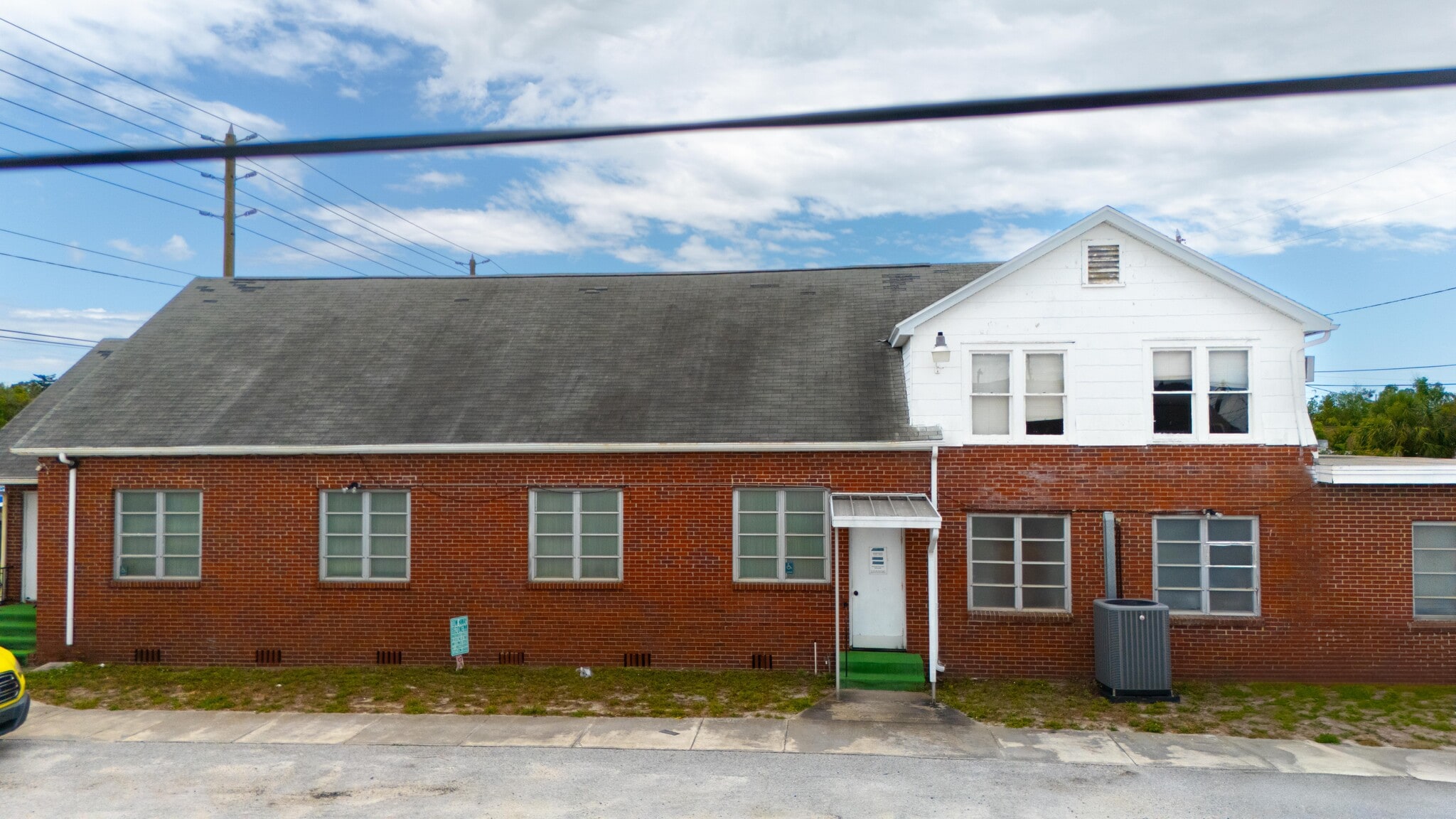 901 49th St S, Gulfport, FL for Sale