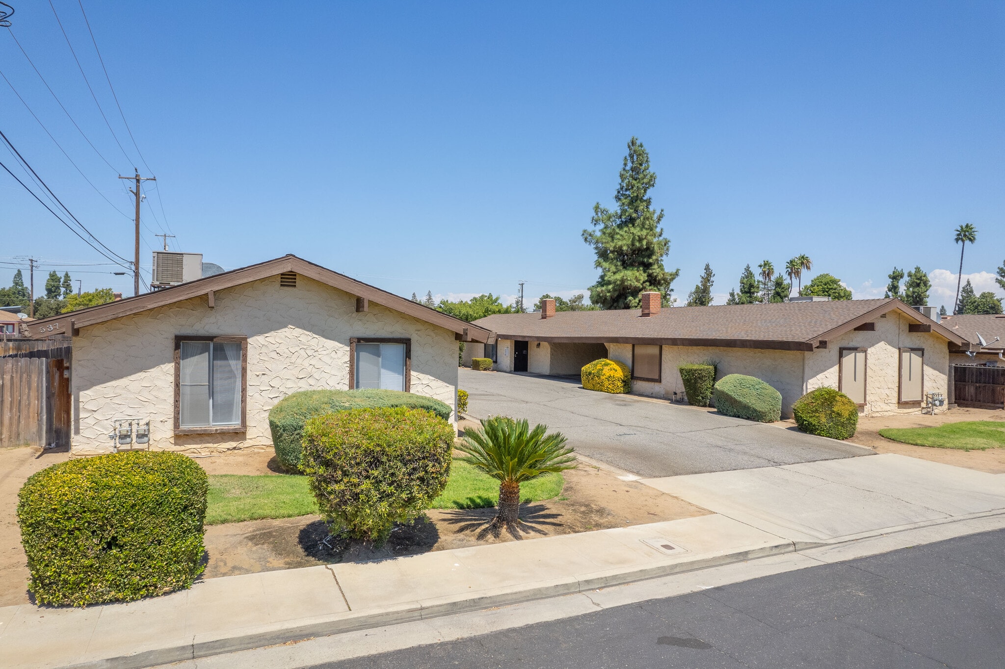 537 W Mesa Ave, Clovis, CA for Sale