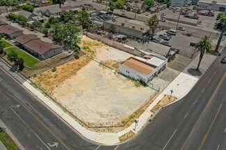 Riverside, CA undefined - 2350 N Main St