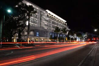 Miami Beach, FL undefined - 6080 Collins Ave