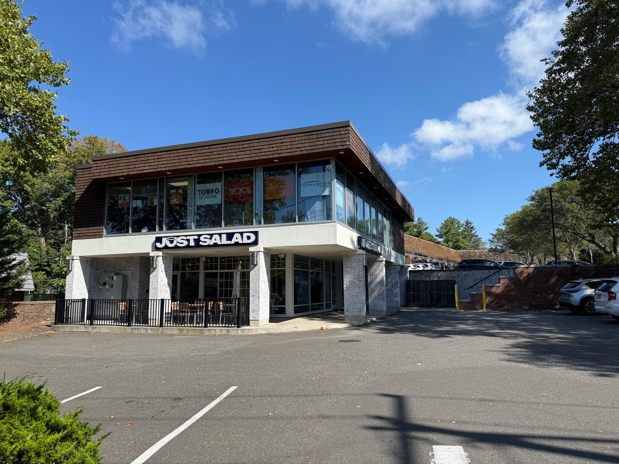 275 Post Rd E, Westport, CT for Rent