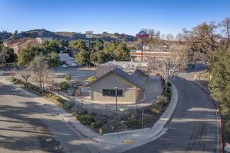 Paso Robles, CA Freestanding - 1144 Black Oak Dr