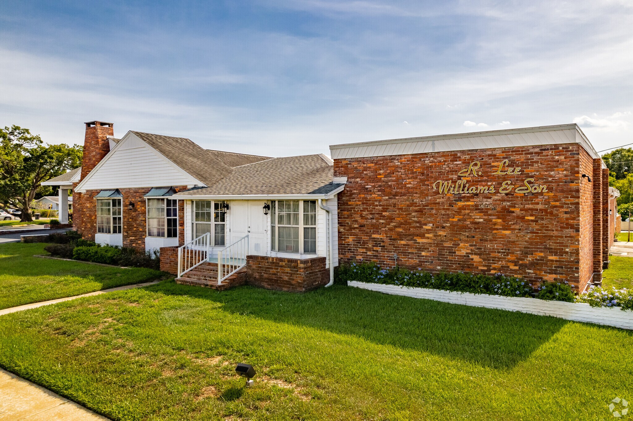3530 49th St N, Saint Petersburg, FL for Sale