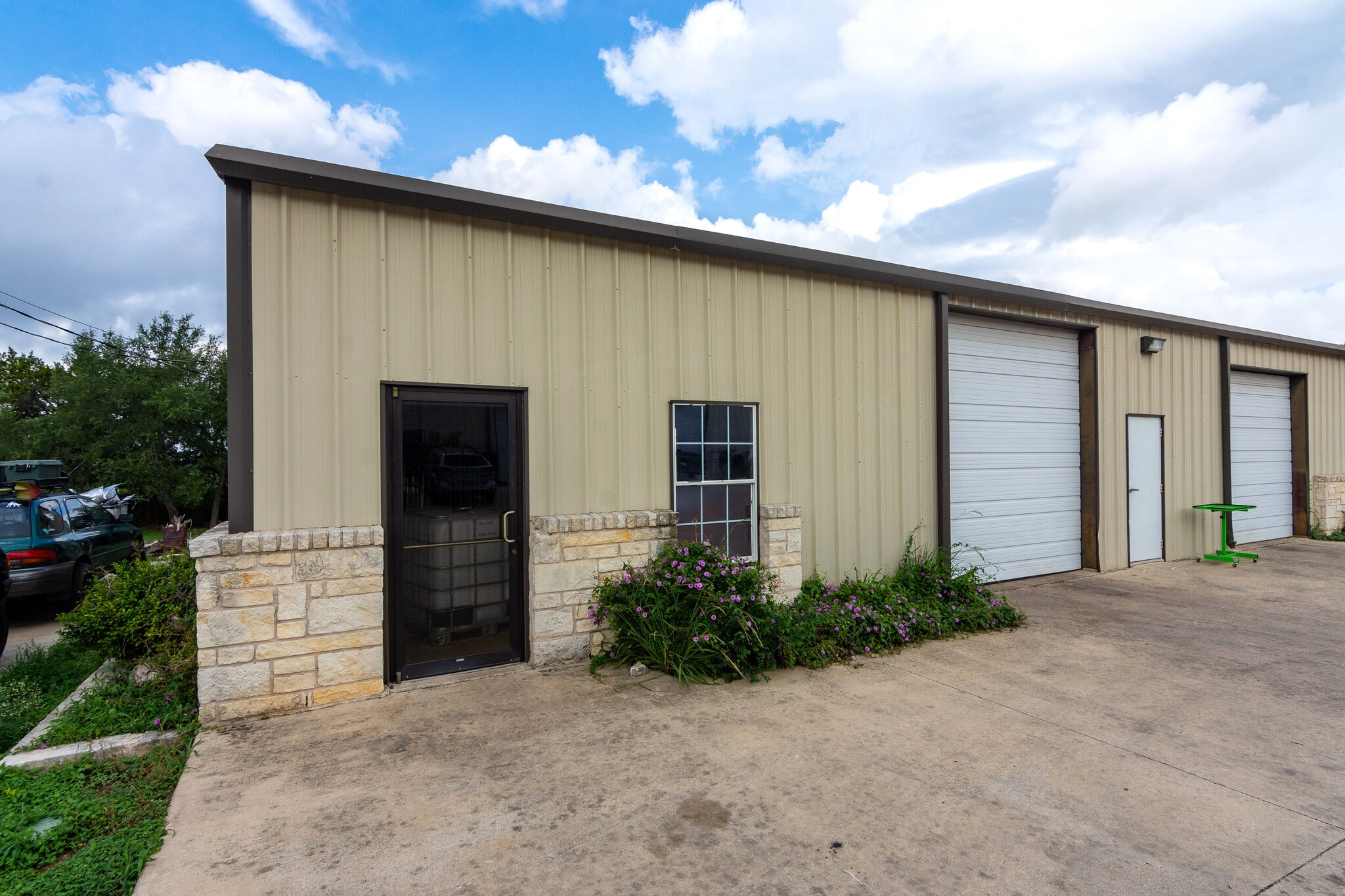 1034 Canyon Bend Dr, Dripping Springs, TX for Sale