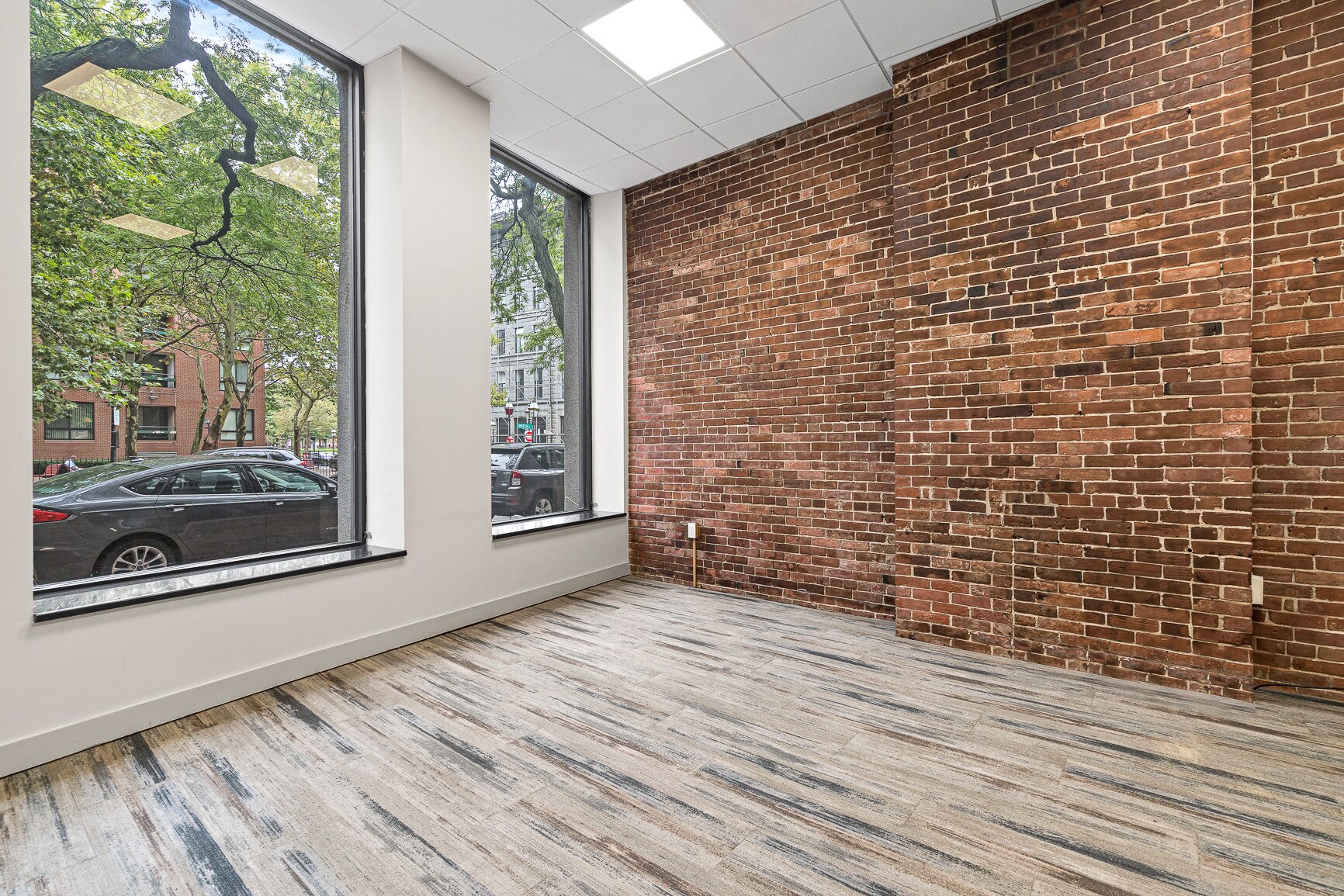 142 Commercial St, Boston, MA for Rent