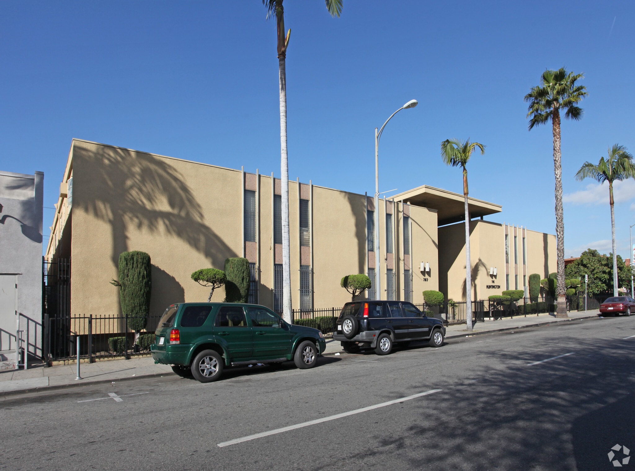 7117 Rugby Ave, Huntington Park, CA for Sale