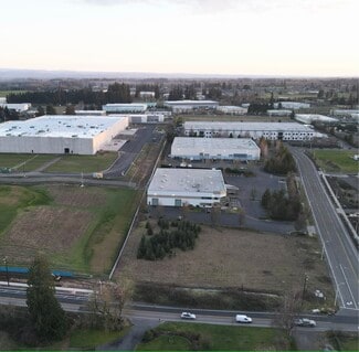 Canby, OR Commercial - 105 S Hazel Dell Way