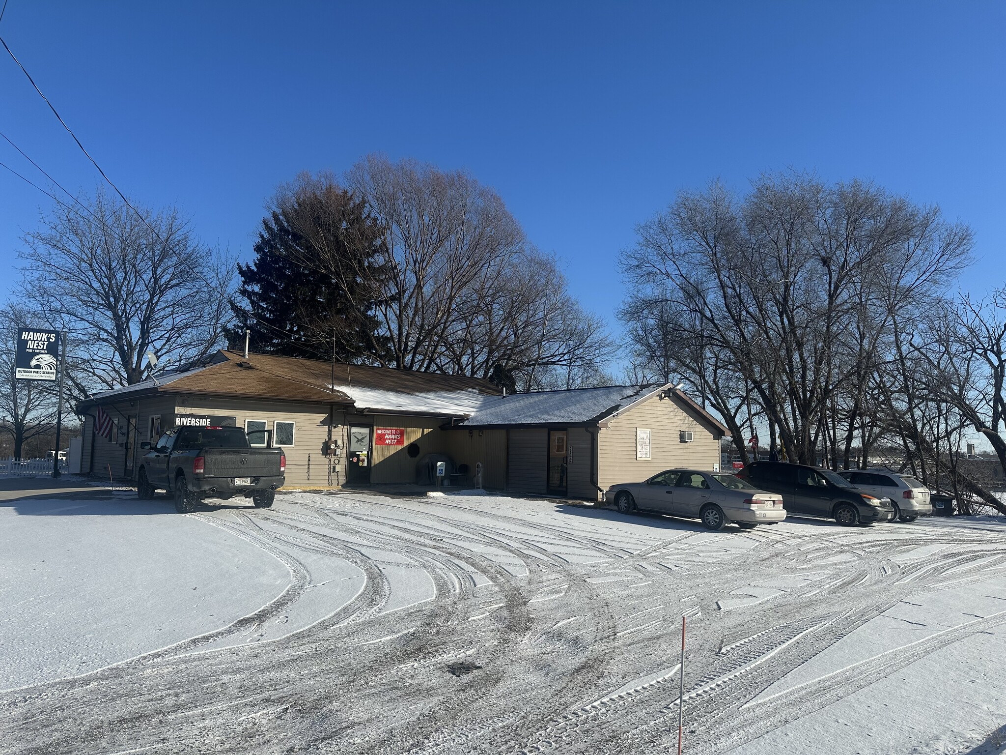 1621 W Main St, Little Chute, WI for Sale