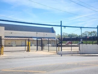 Chicago, IL Office, Industrial - 2051 N Austin Ave