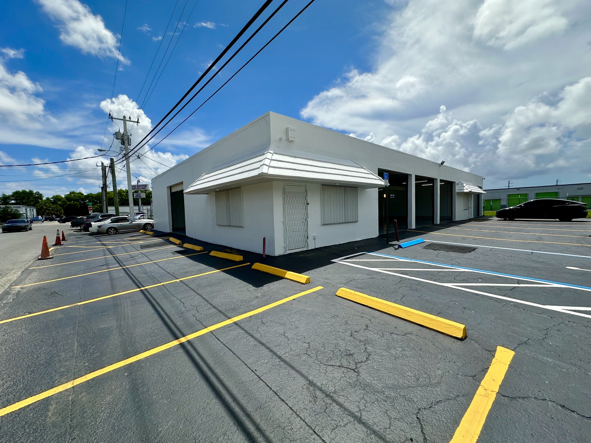 960 S Dixie Hwy E, Pompano Beach, FL for Rent