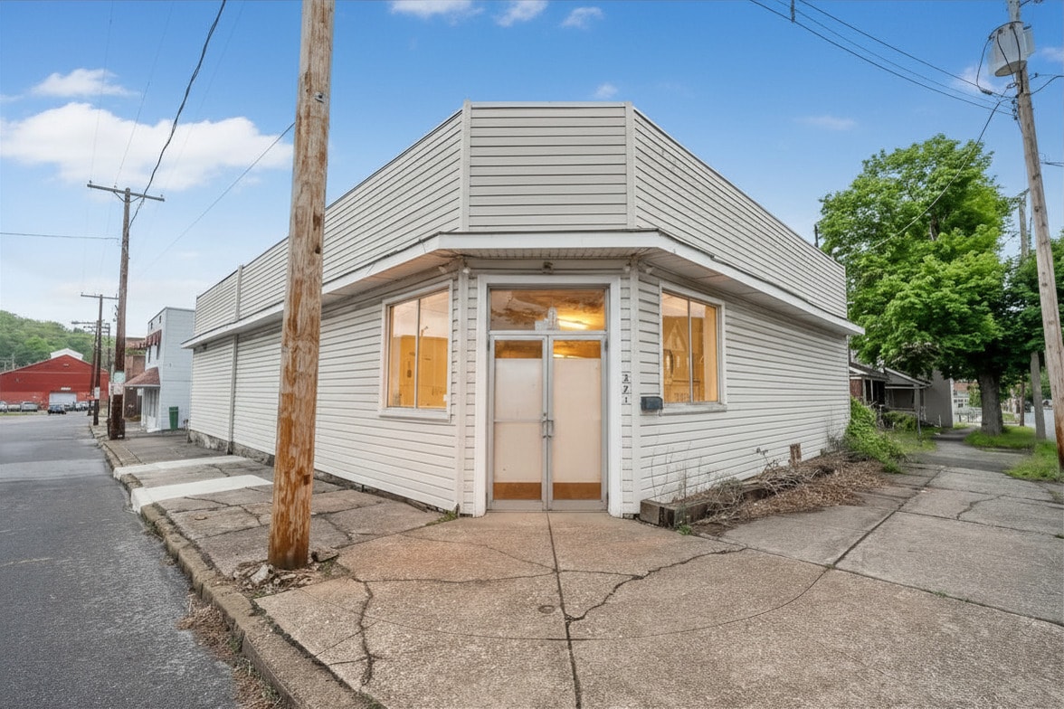 569-571 Coleman Avenue, Johnstown, PA for Sale