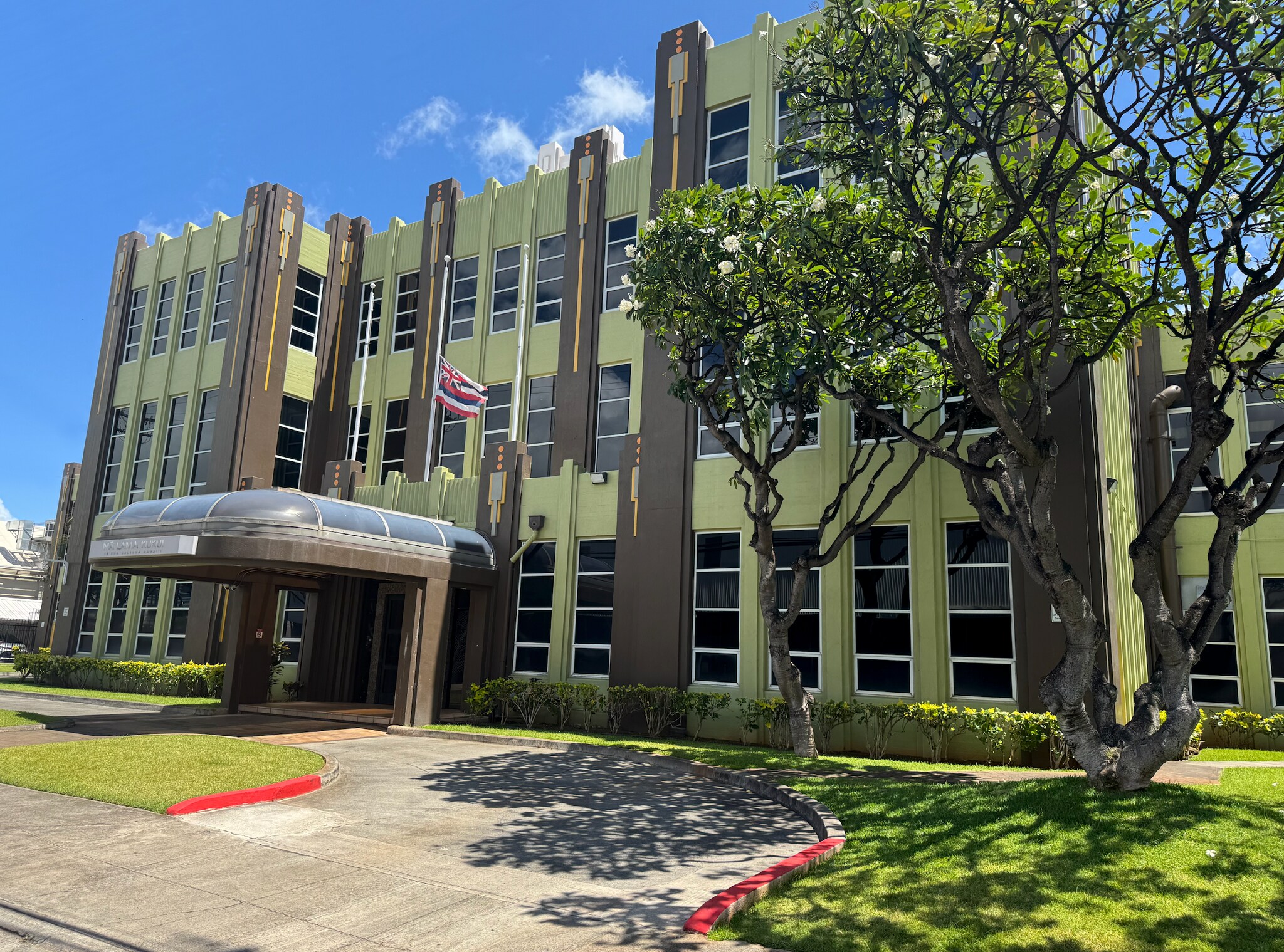 560 Nimitz Hwy, Honolulu, HI for Rent
