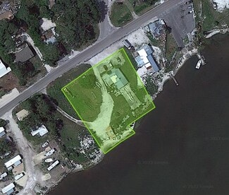 Eastpoint, FL Commercial - 326 Patton Dr