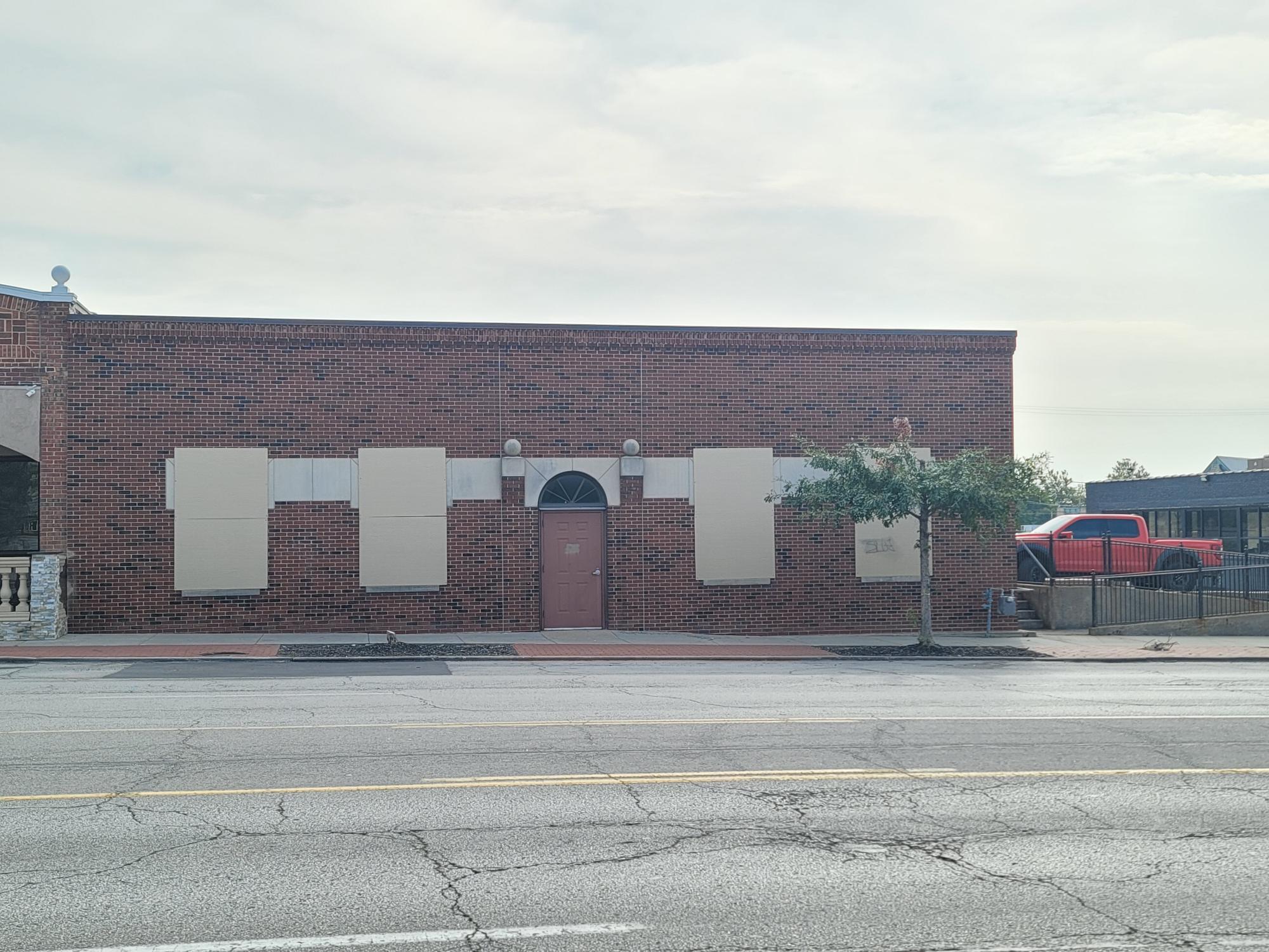 3947 Broadway St, Kansas City, MO for Rent