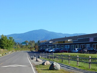 Issaquah, WA Retail - 1875 NW Poplar Way Issaquah, WA Retail - 1875 NW Poplar Way