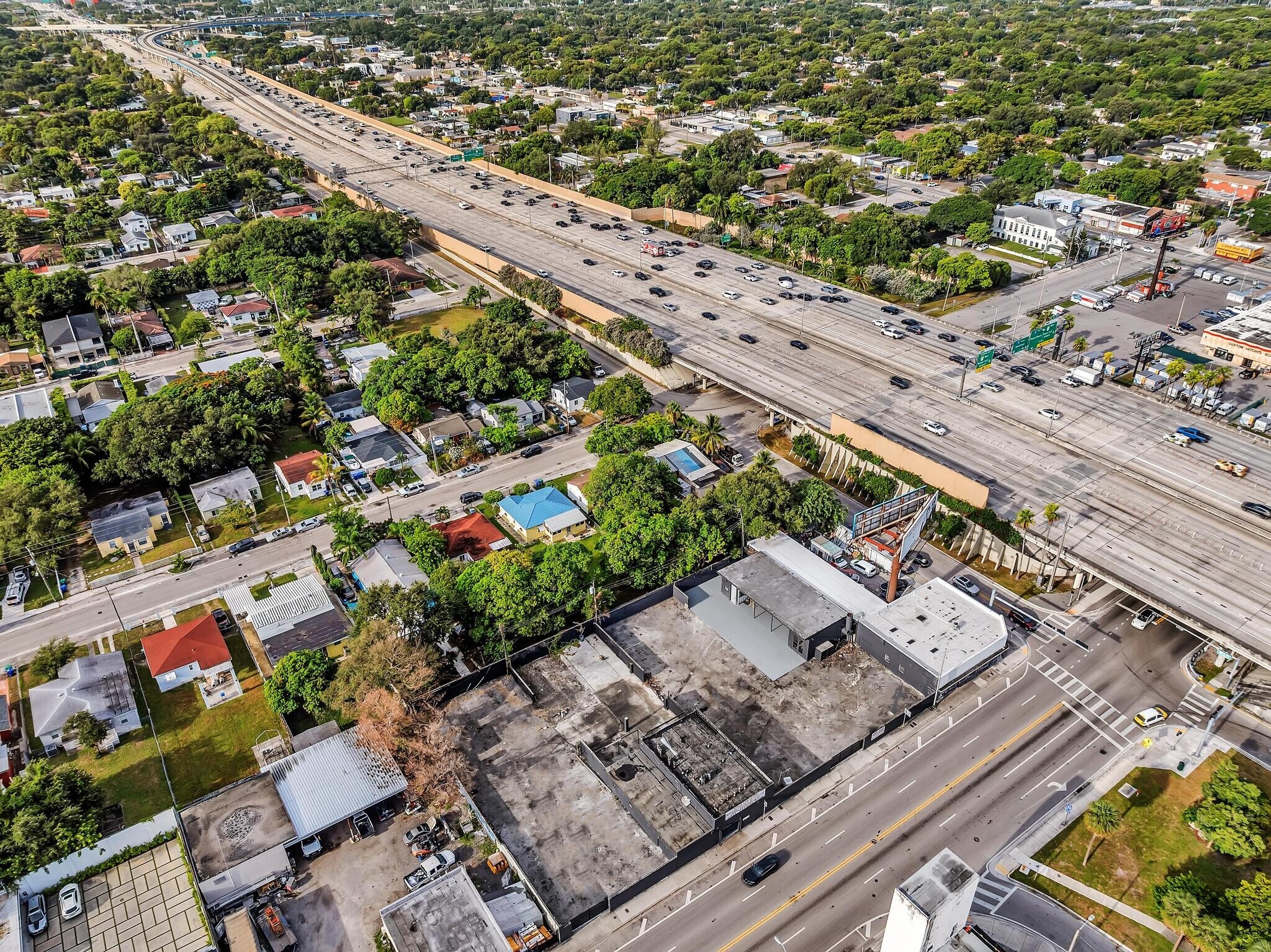 570 NW 54th St, Miami, FL for Rent