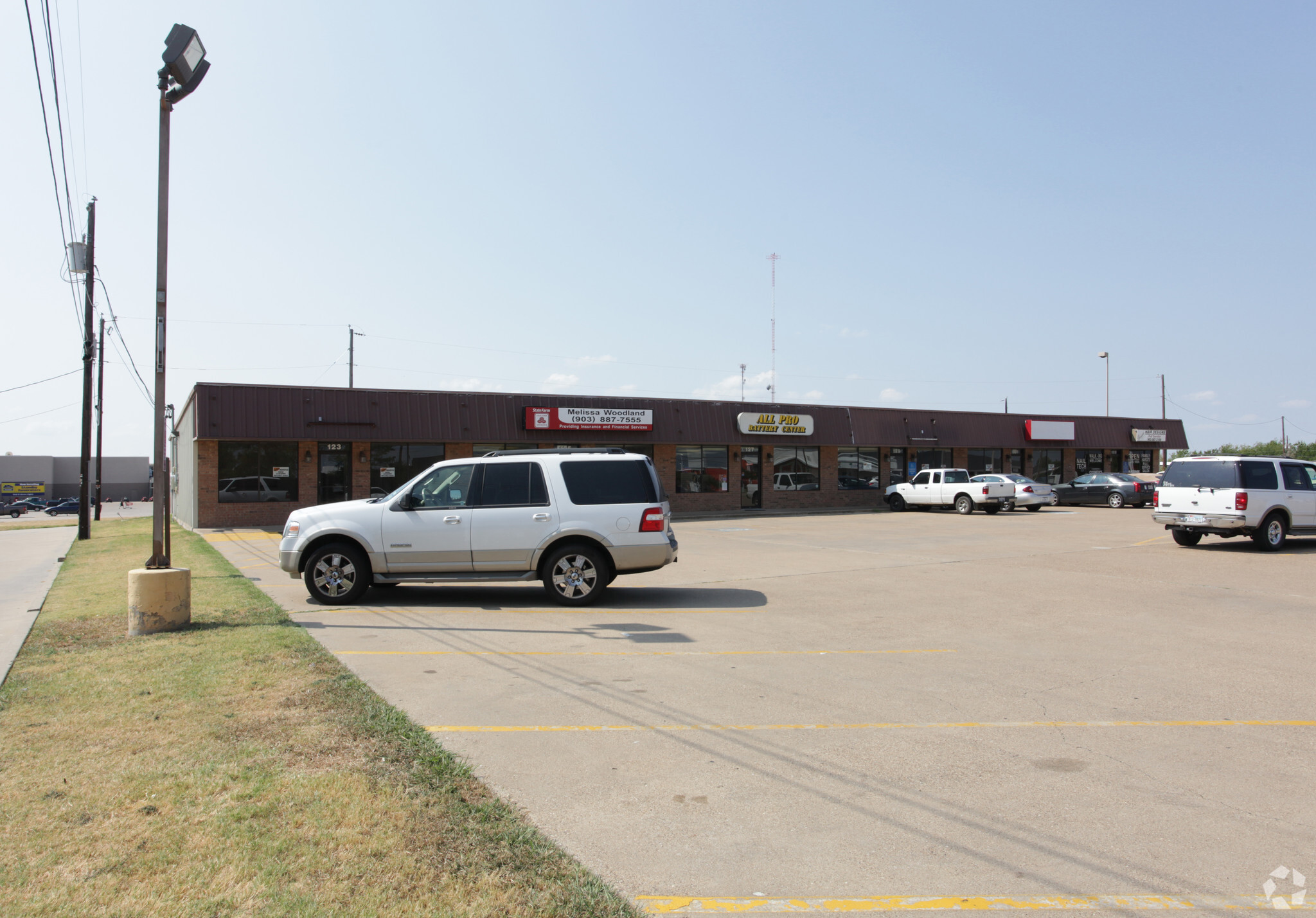 123-133 W Main St, Gun Barrel City, TX for Rent