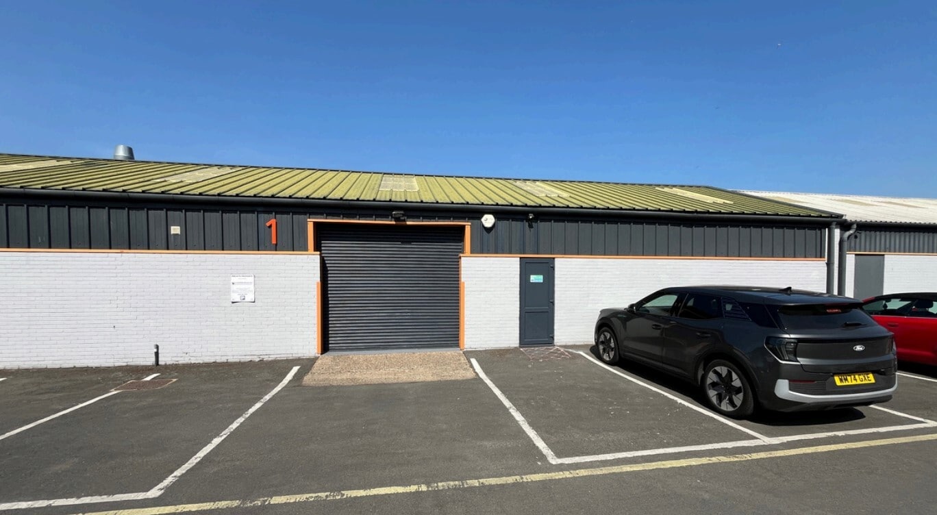 Tolpits Ln, Watford, HRT for Rent