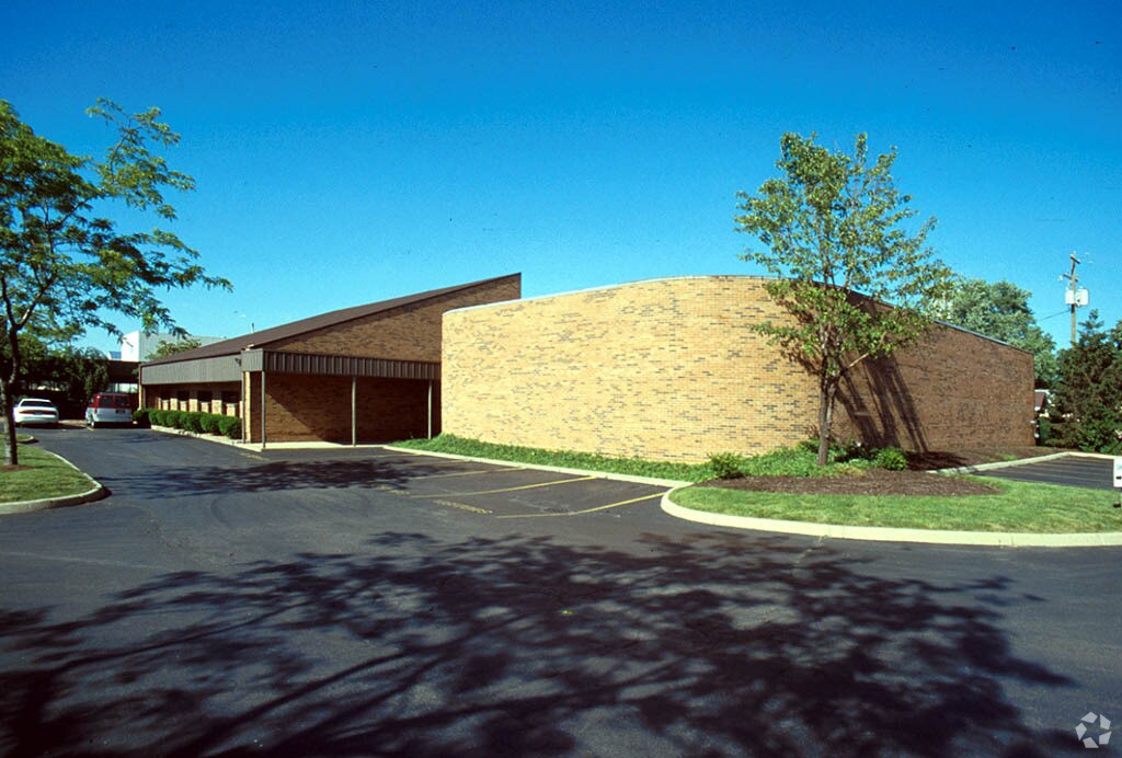 100 Fornoff Rd Columbus, OH 43207 Industrial Property for Sale on