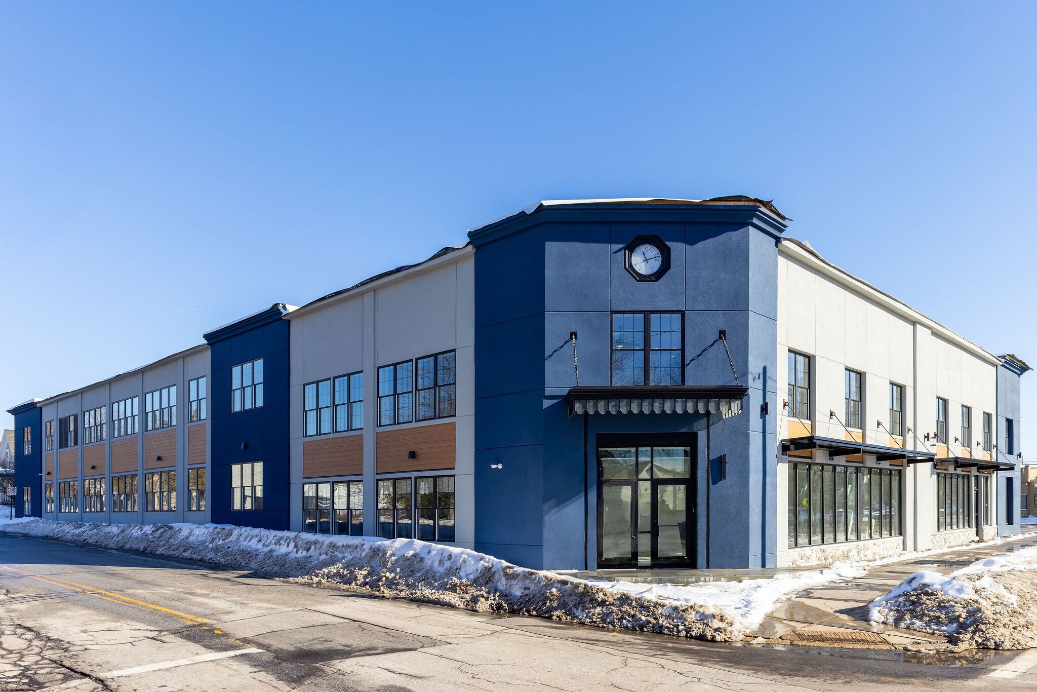 1555 Elm St, Manchester, NH for Rent