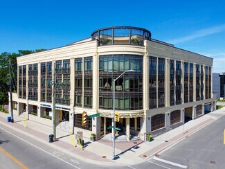 Oakville, ON Retail - 205 Lakeshore Rd