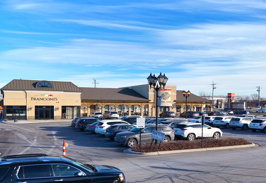 646-648 N Independence Blvd, Romeoville, IL for Sale