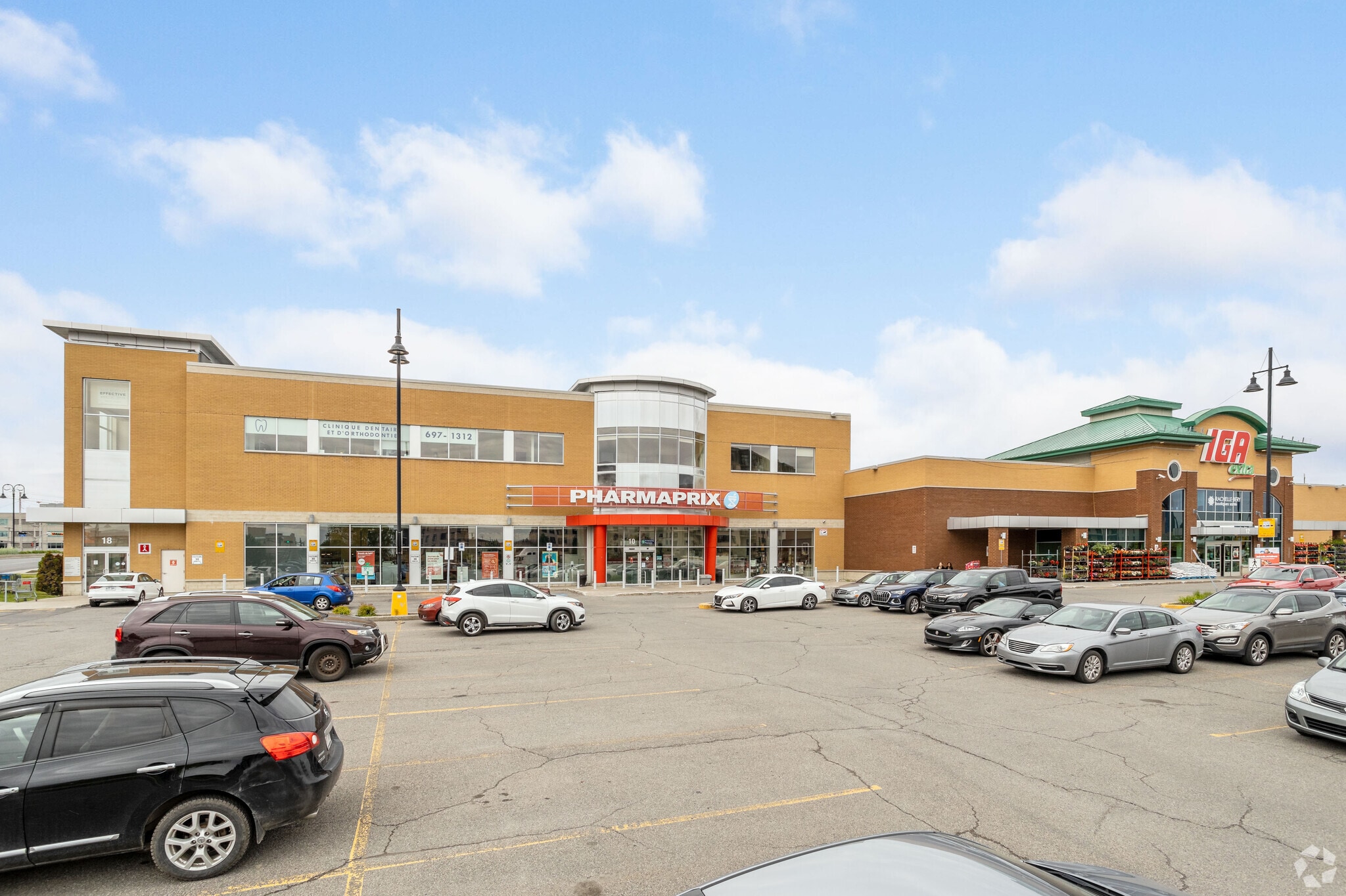 10-18 Pl De La Triade, Pointe-claire, QC for Rent