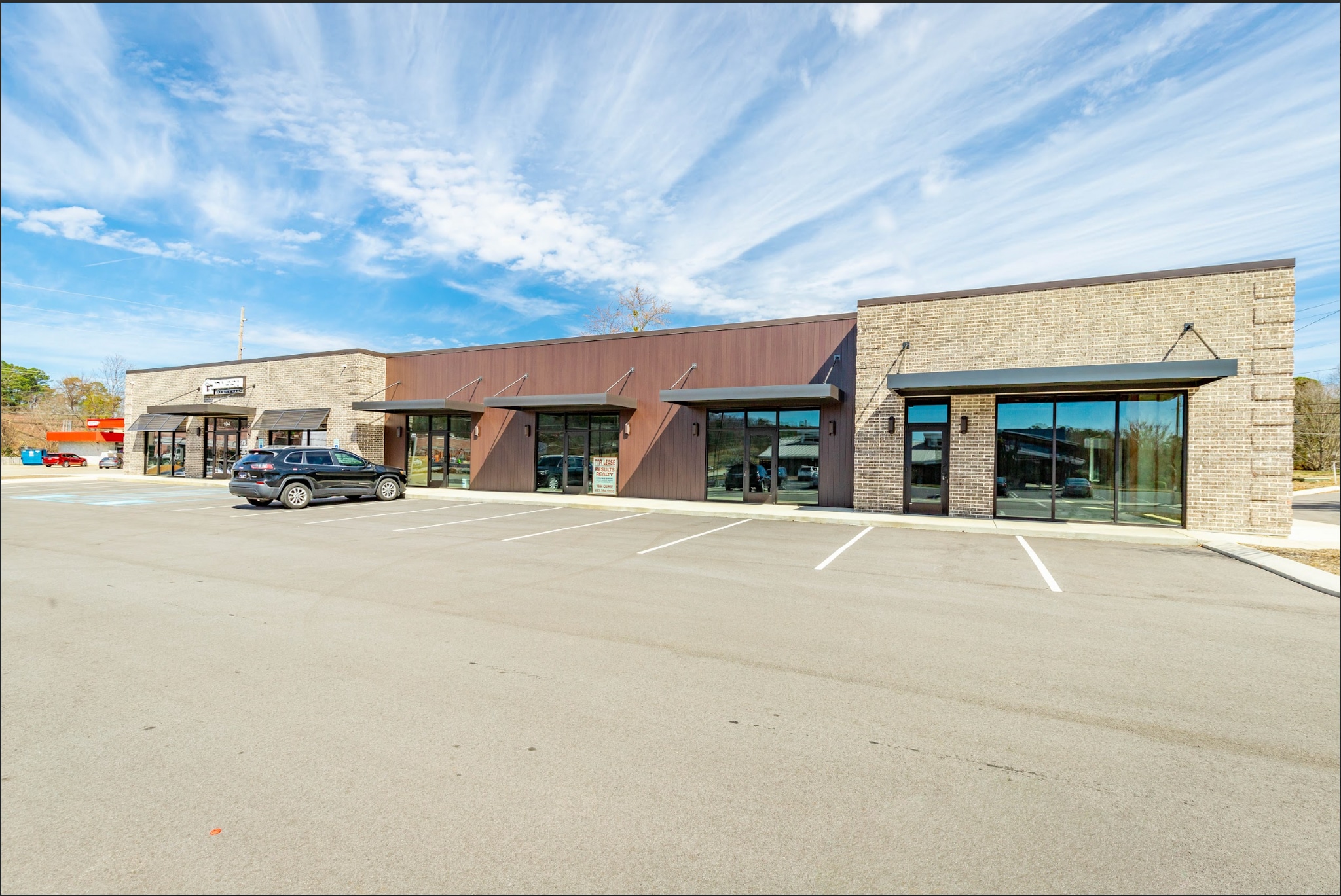 6736 Lee Hwy, Chattanooga, TN for Rent