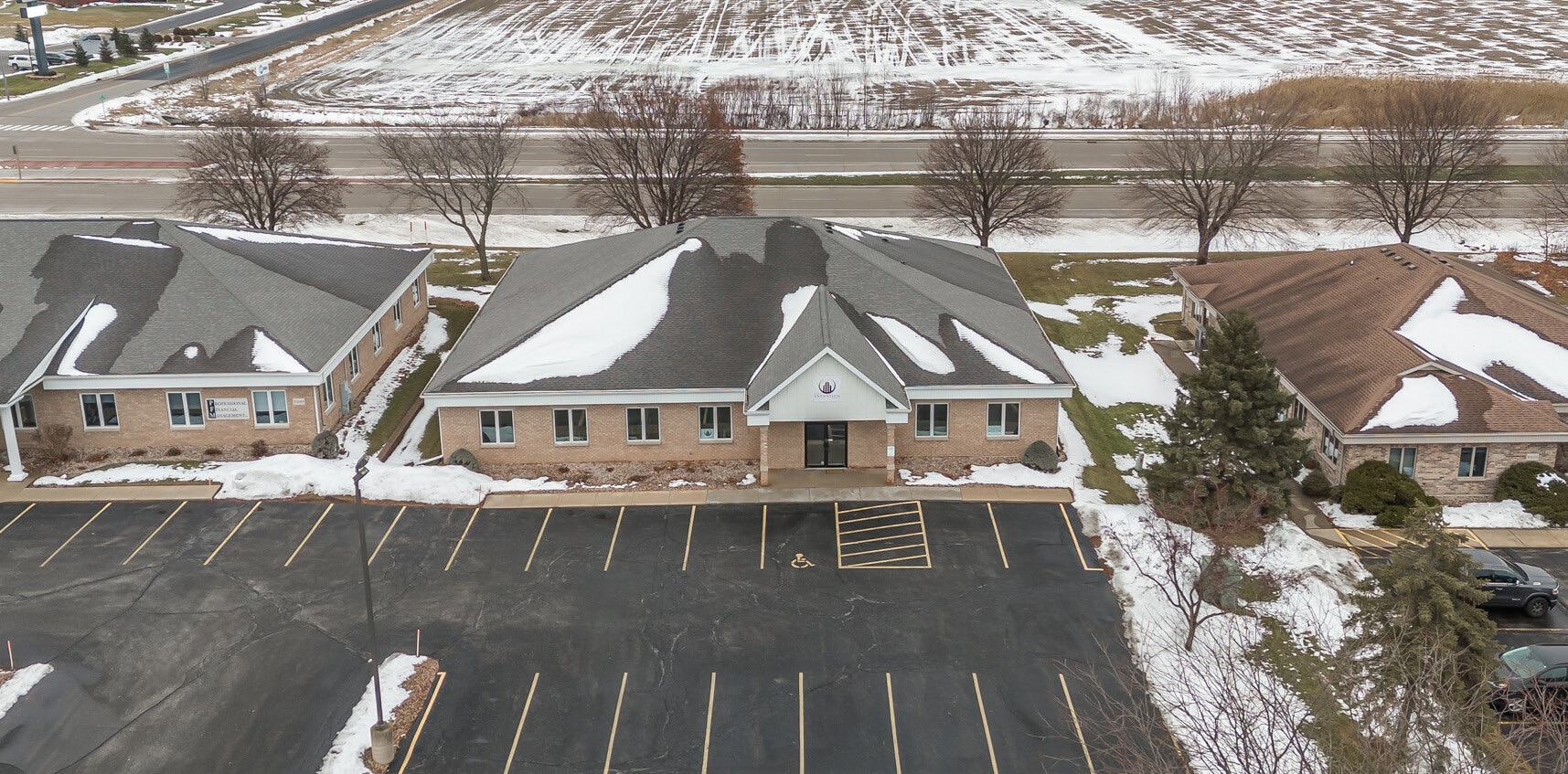 W6180 Aerotech Dr, Appleton, WI for Rent