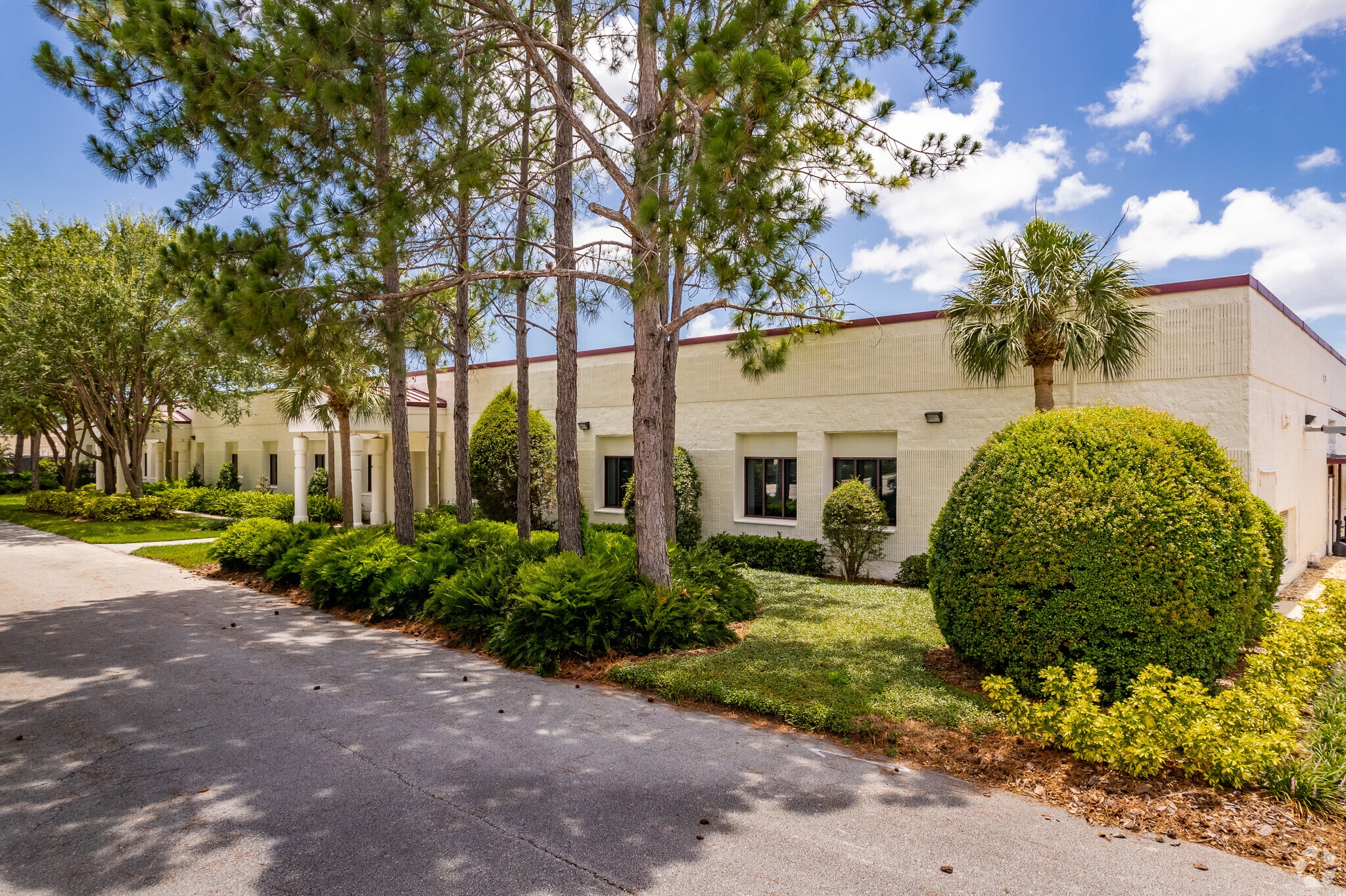 7995 114th Ave N, Largo, FL for Sale