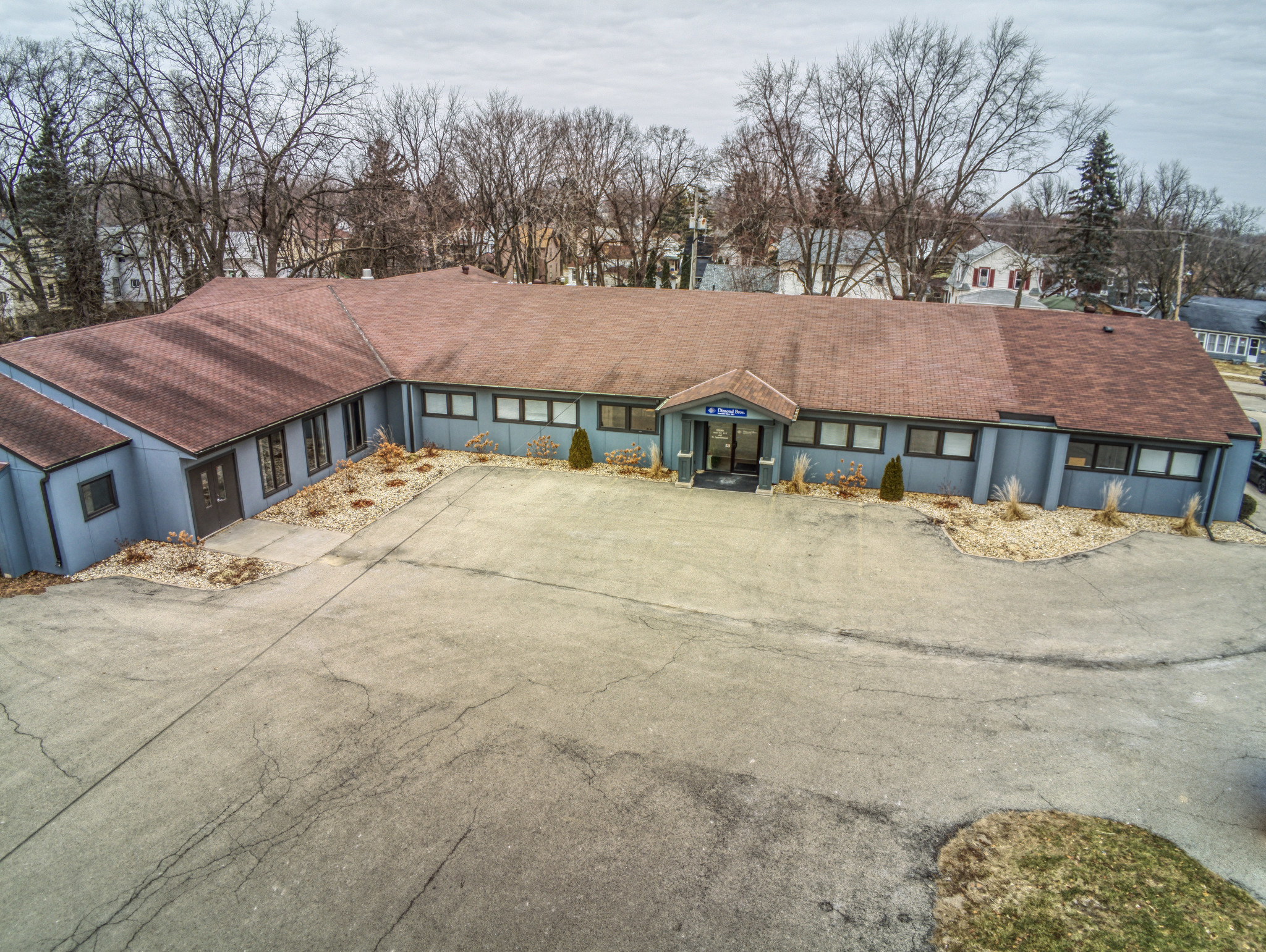 660 W Stephenson St, Freeport, IL for Sale