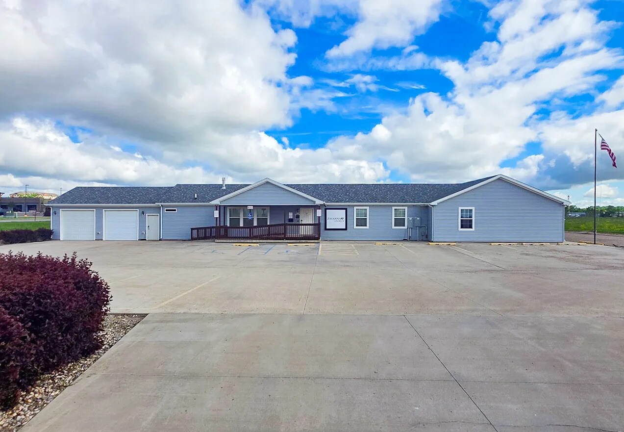 820 42nd St W, Williston, ND for Rent
