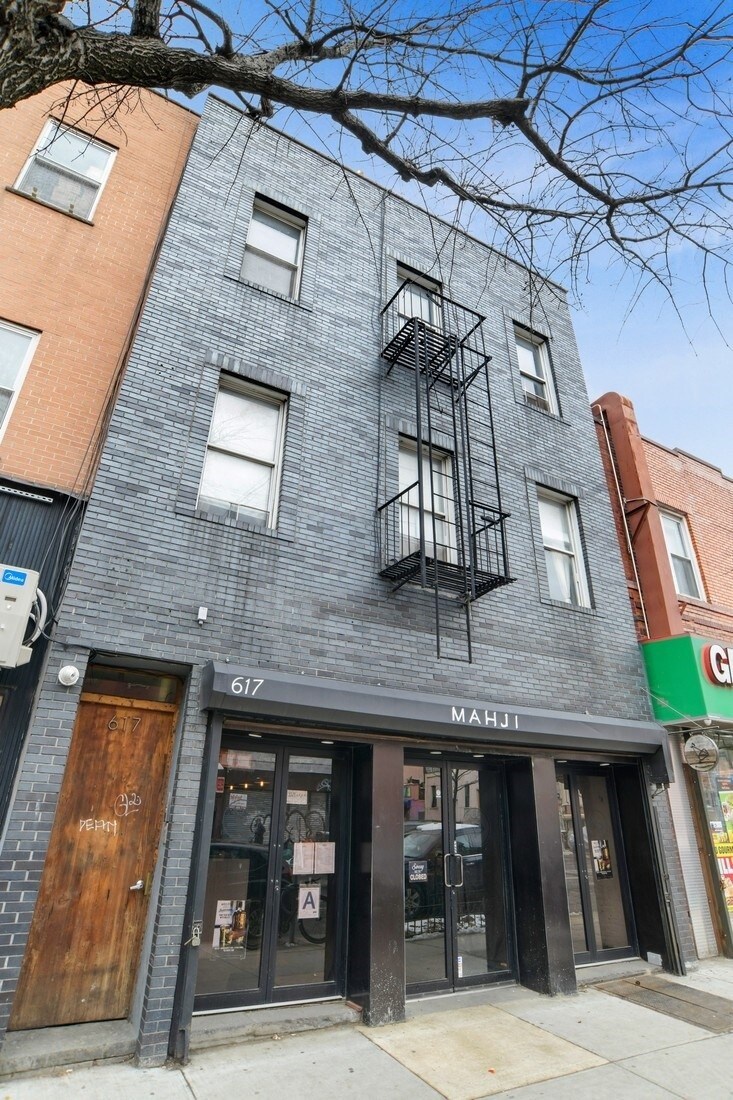617 Grand St, Brooklyn, NY for Rent