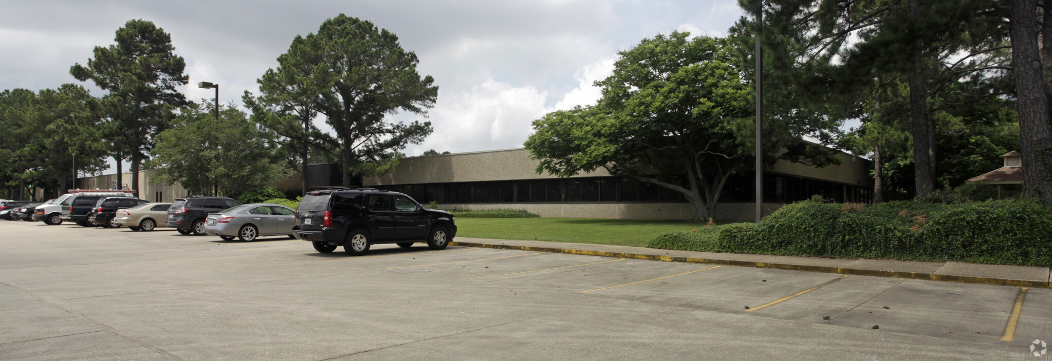 3854 American Way Dr, Baton Rouge, LA for Rent