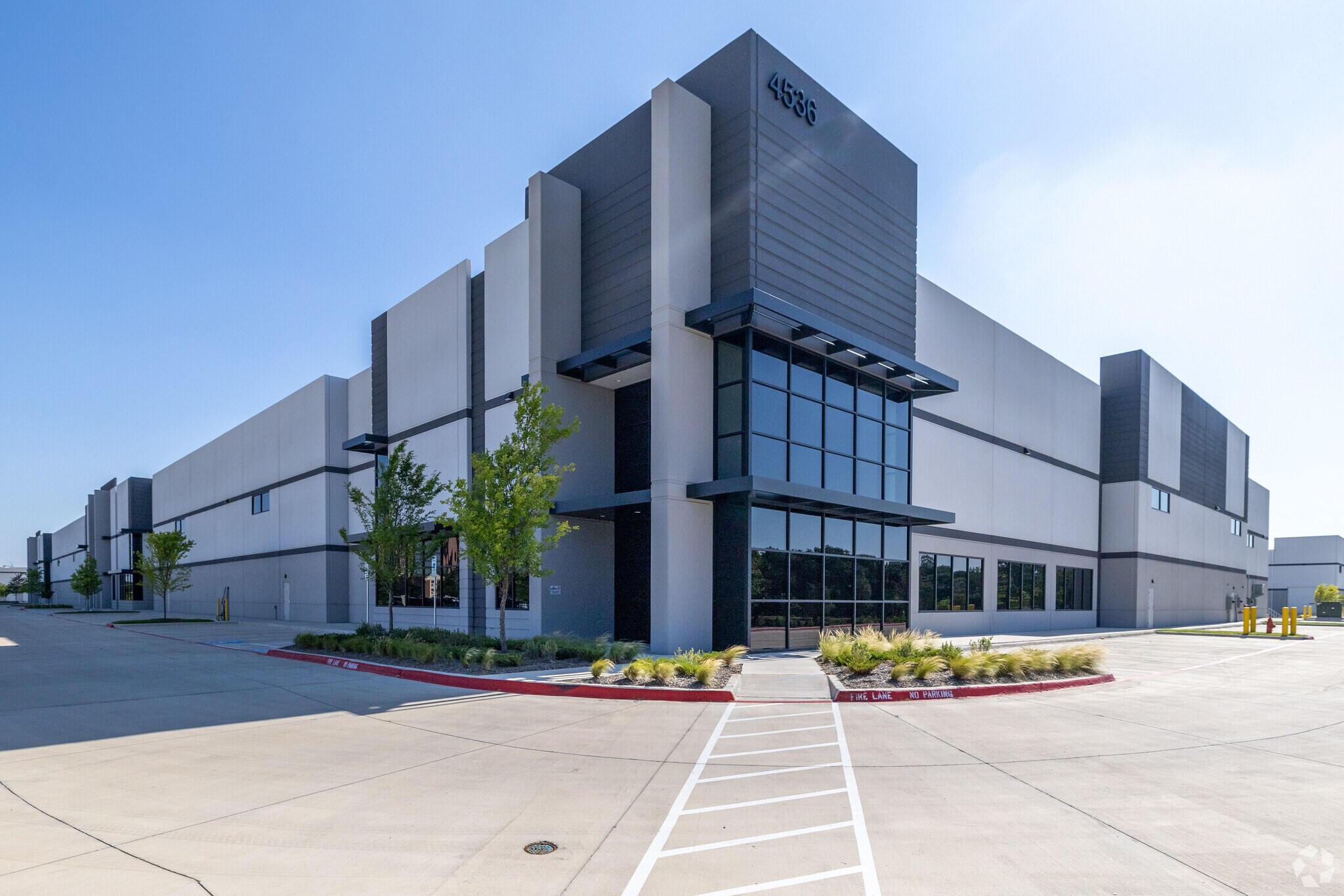 4536 W Royal, Irving, TX for Rent