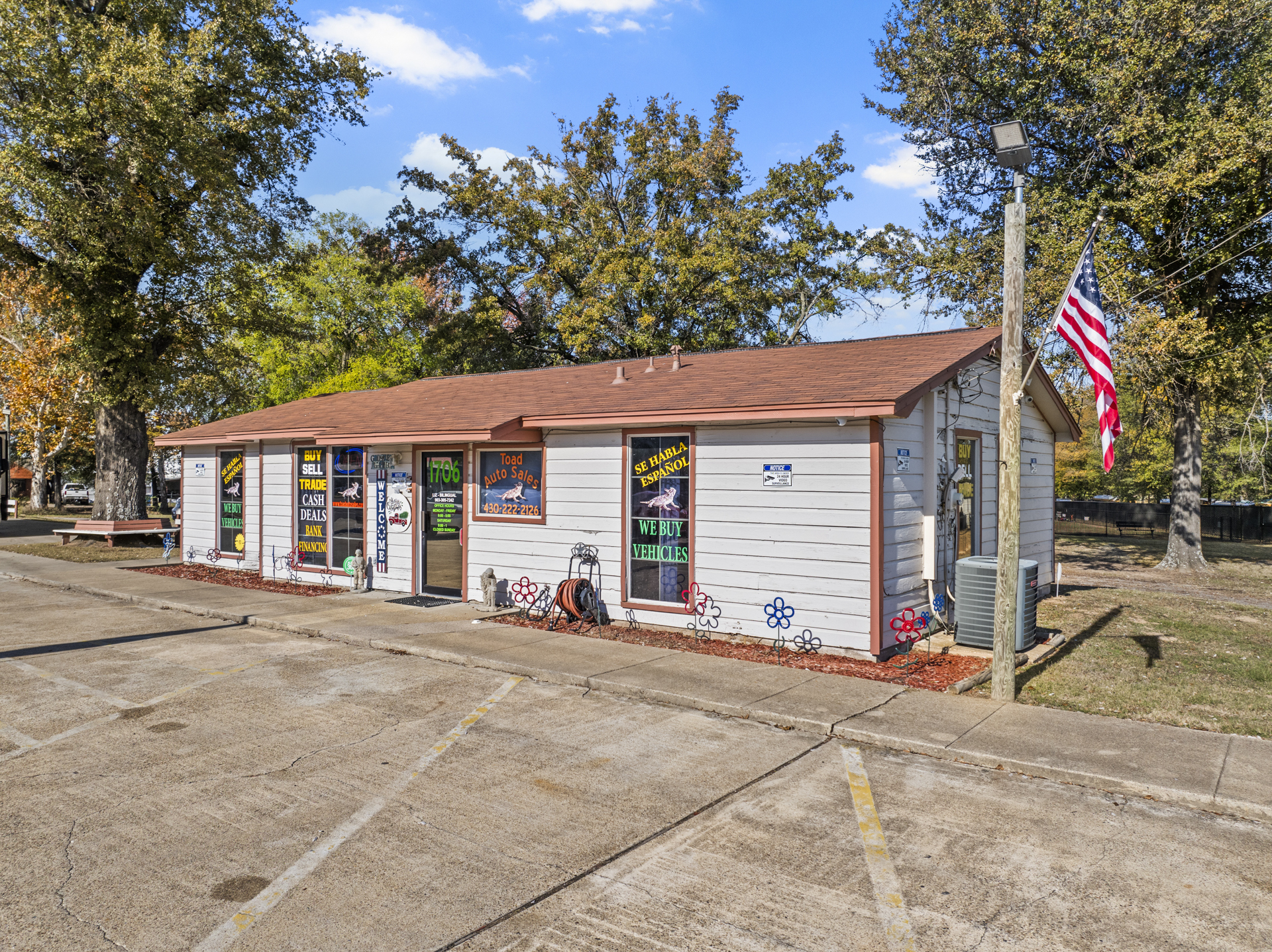 1706 W Ferguson Rd, Mount Pleasant, TX for Sale