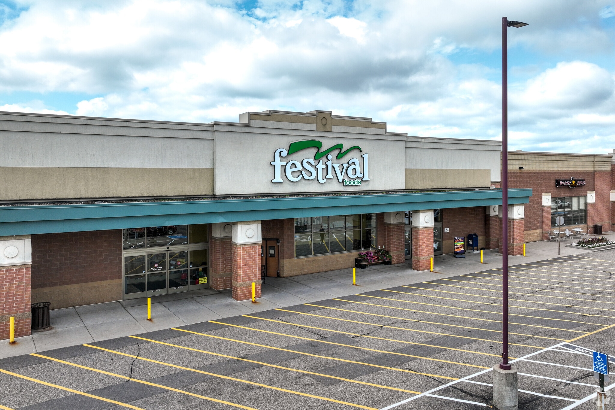 2218-2258 NW Bunker Lake Blvd, Andover, MN for Rent