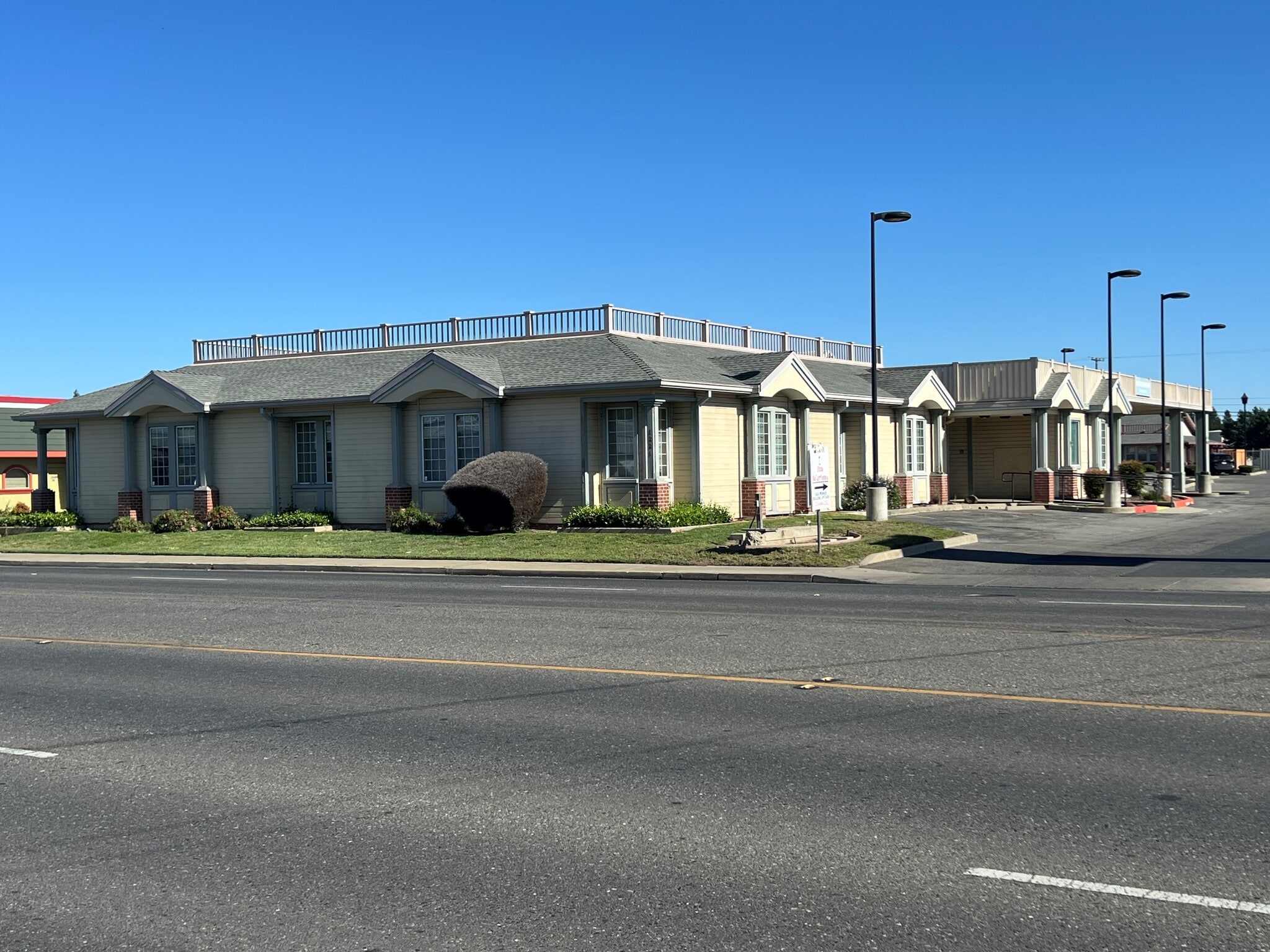 1221 Bridge St, Yuba City, CA for Rent