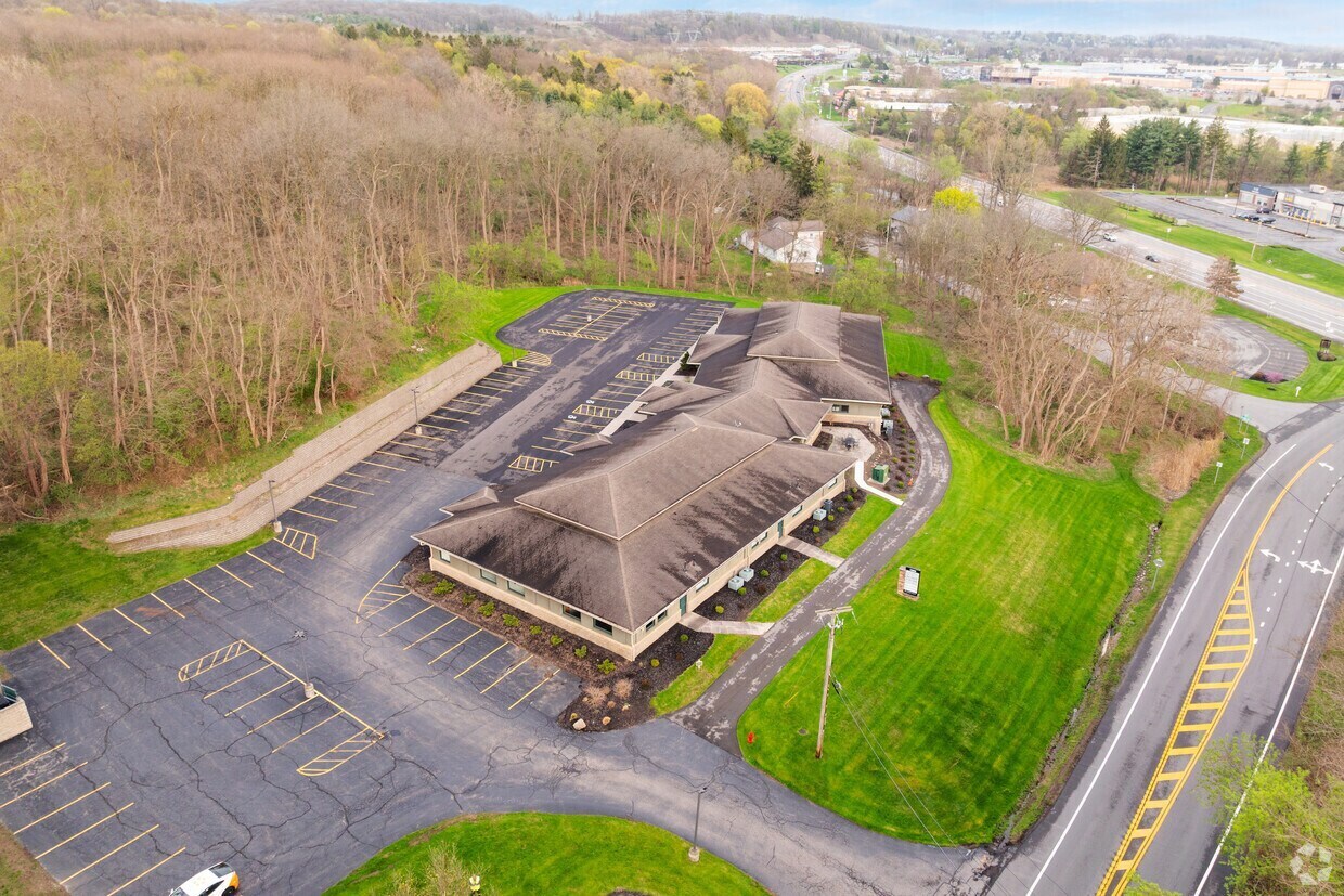 1600 Moseley Rd, Fairport, NY for Rent