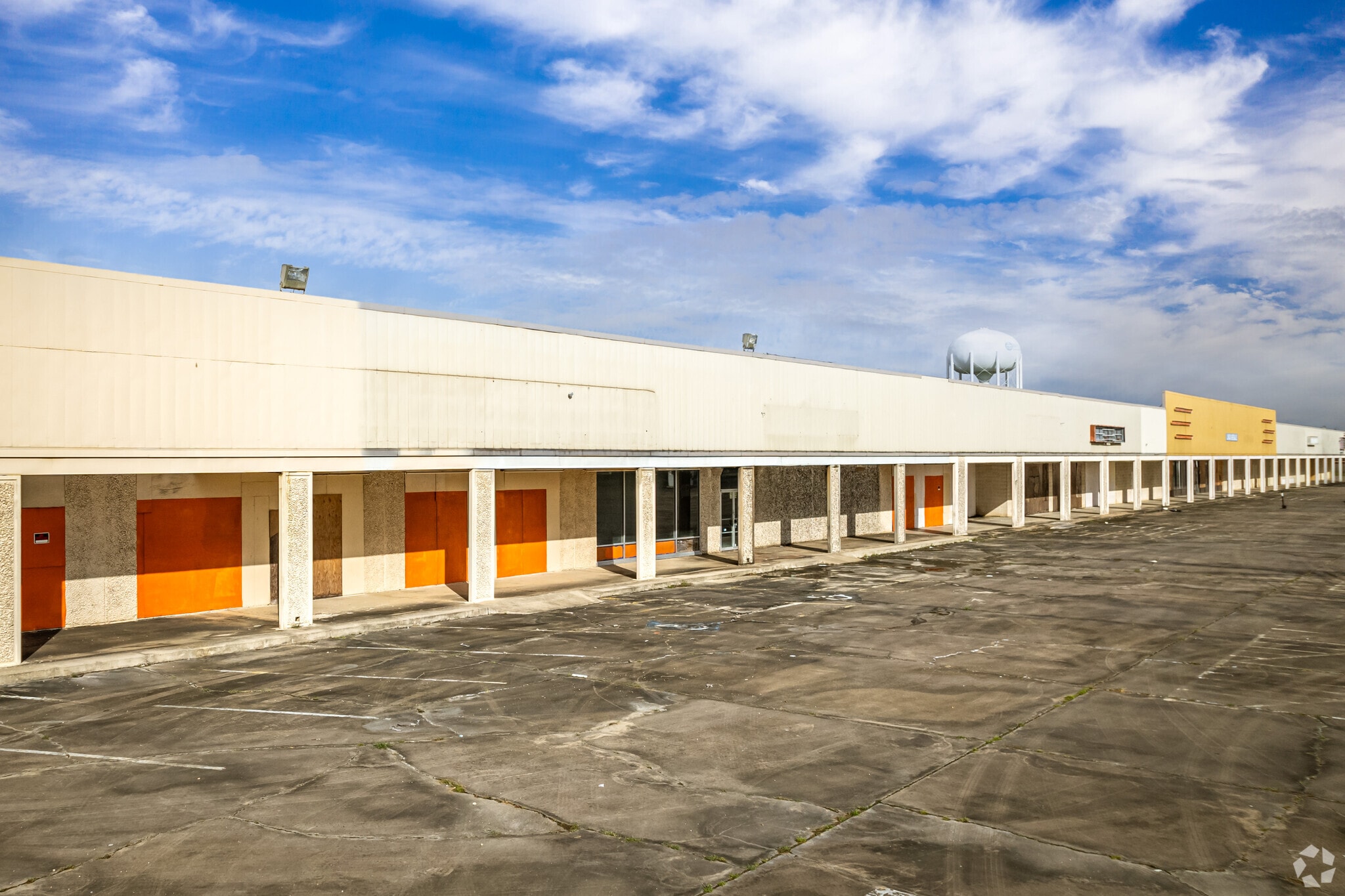 3500 Avenue F, Bay City, TX for Sale