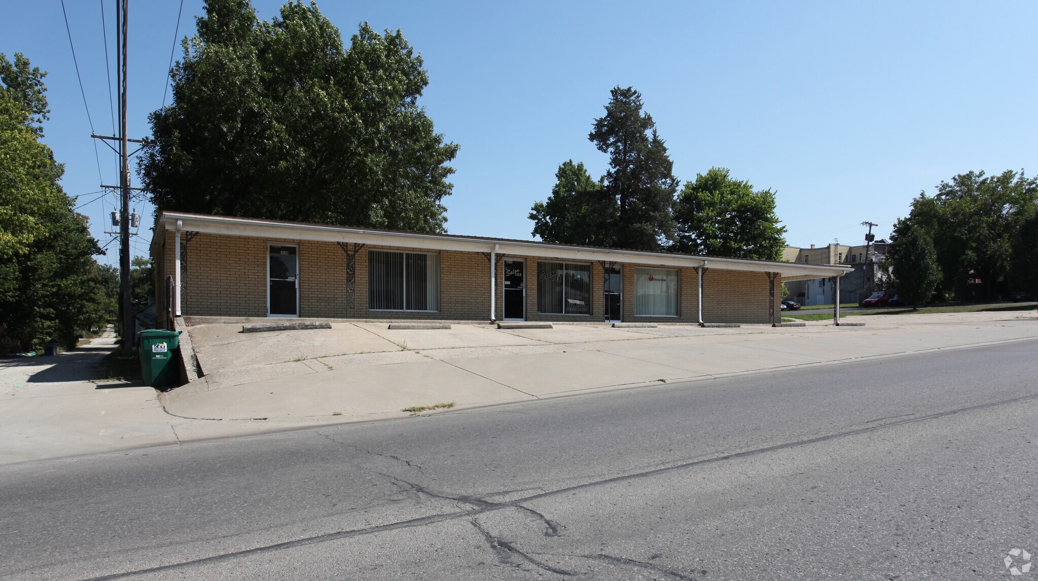 103 N Silver St Paola, KS 66071 Office Property for Lease on