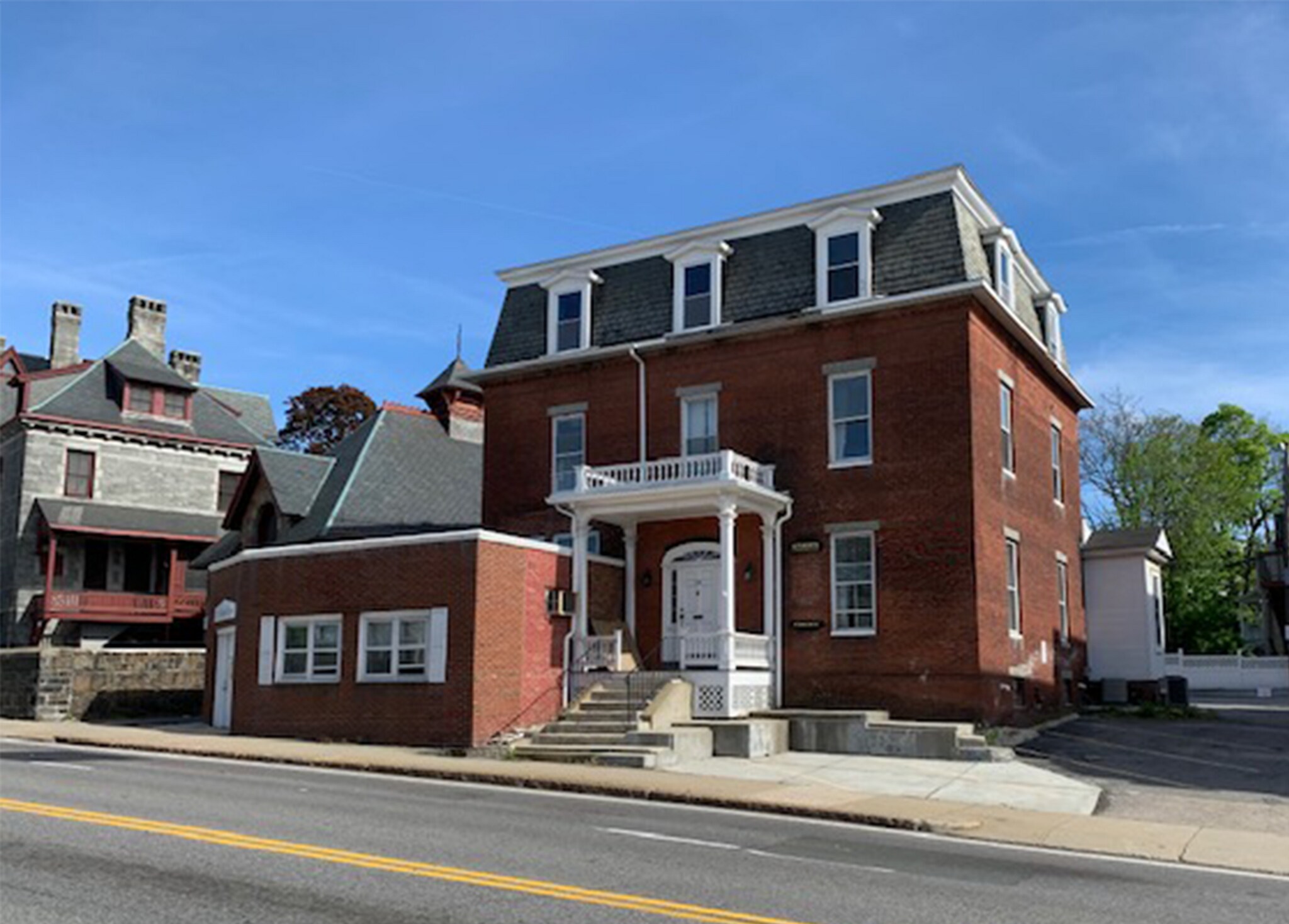 37 Highland St, Worcester, MA for Sale